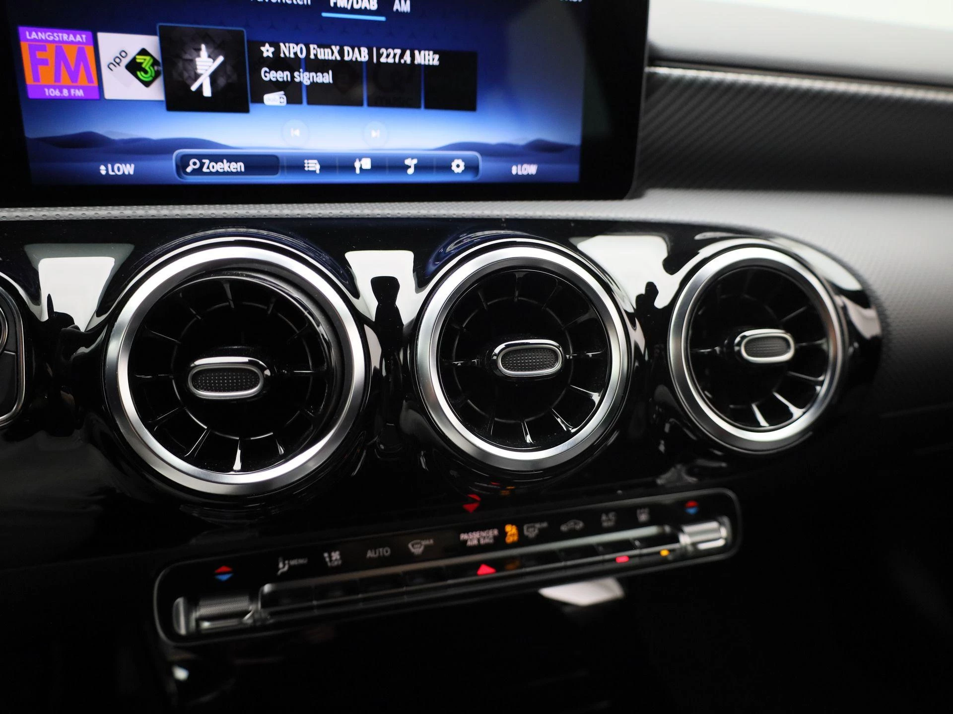 Mercedes-Benz-A-Klasse-image-29