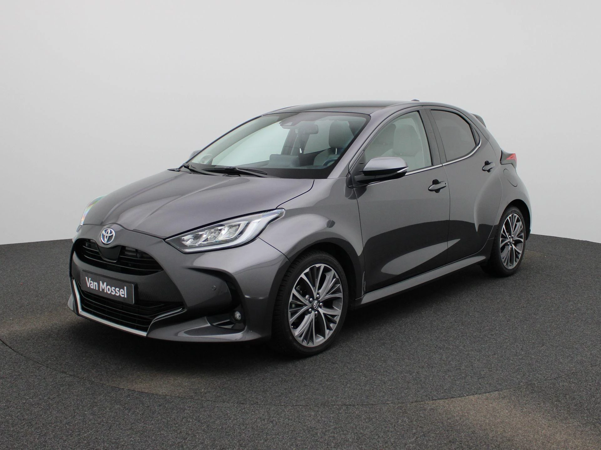 Toyota-Yaris-image-0