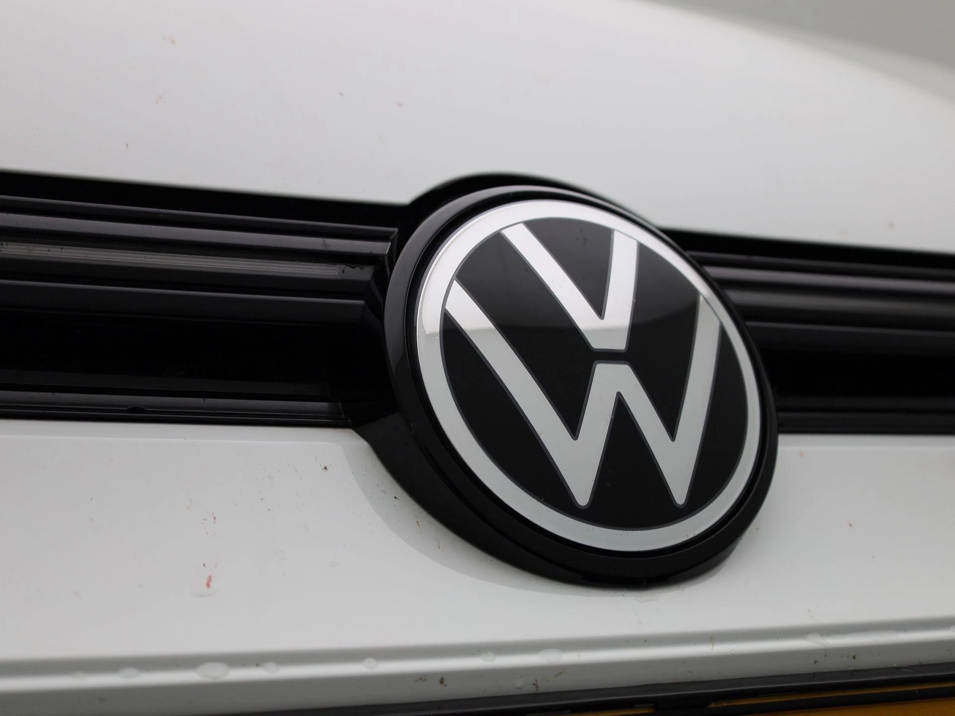 Volkswagen-Golf-image-45