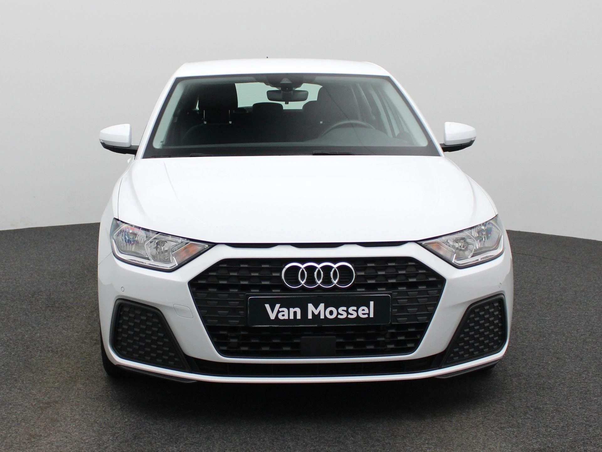 Audi-A1 Sportback-image-2