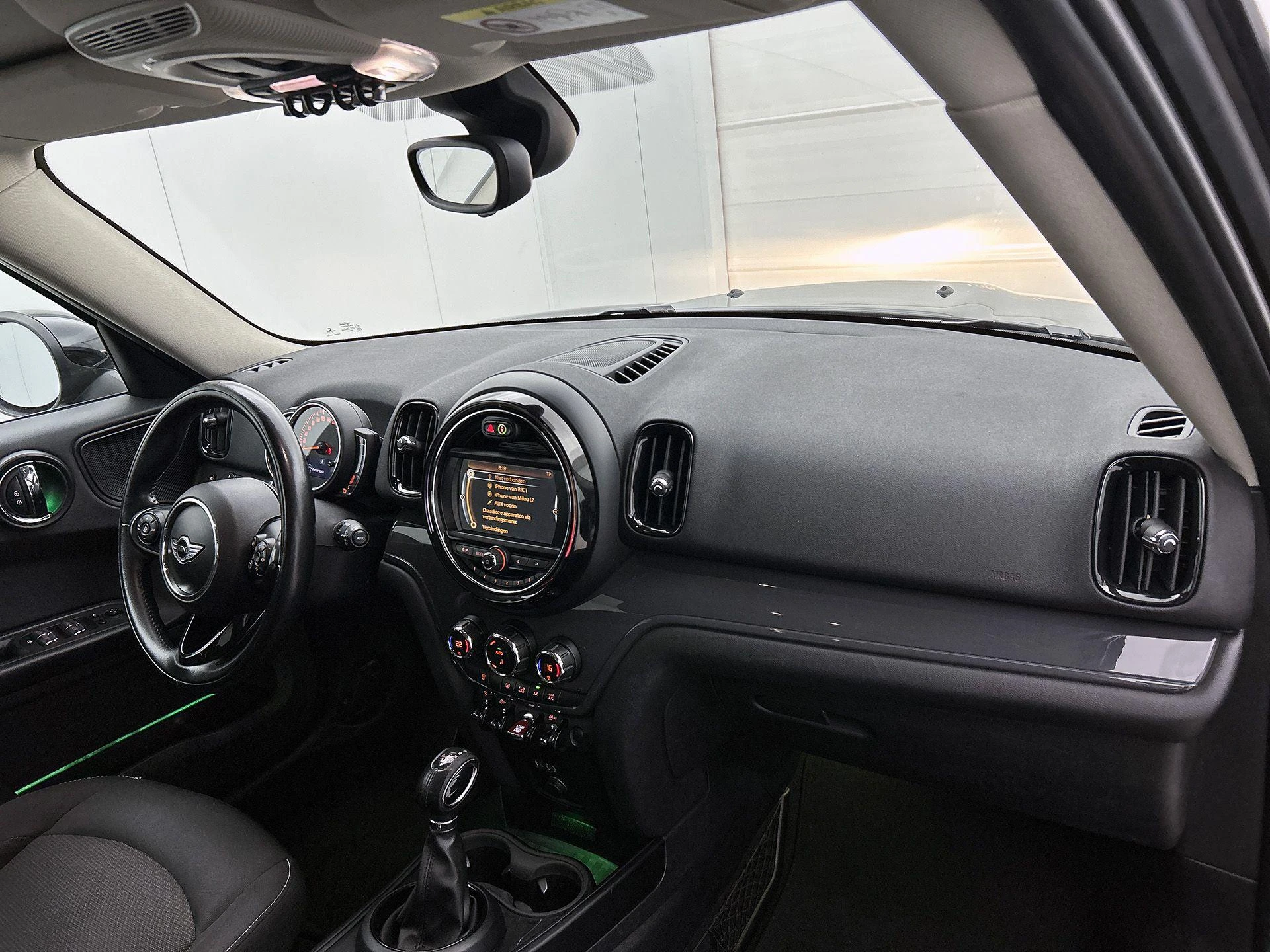 MINI-Countryman-image-15