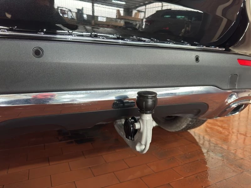 Mercedes-Benz GLA 200 PROGRESSIVE AHK SHZ MBUX KLIMA NAVI Progressive