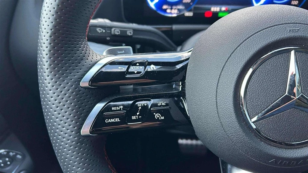 Mercedes-Benz-EQA-image-11