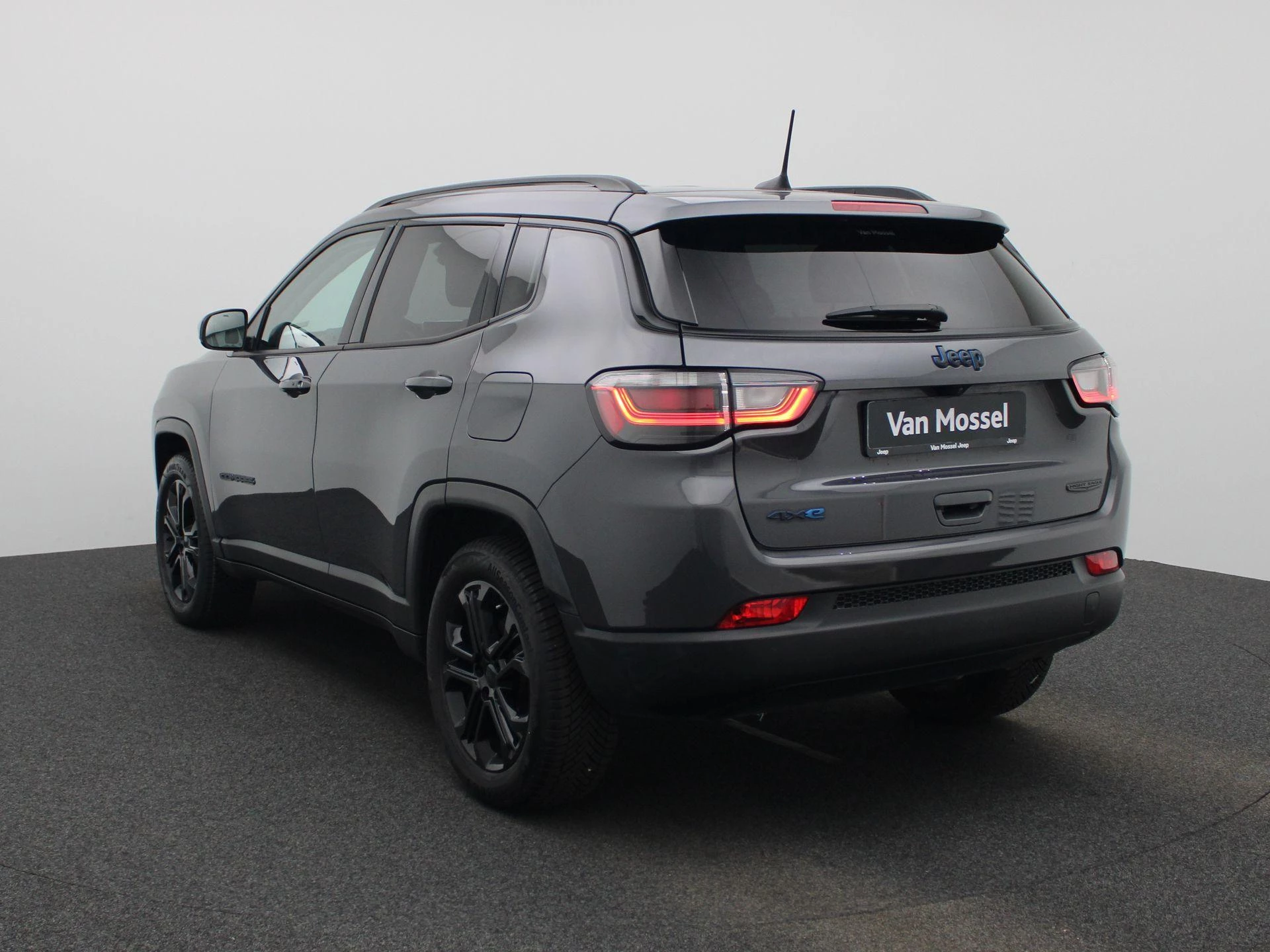 Jeep Compass 1.3 Turbo T4 190 4xe ATX Night Eagle