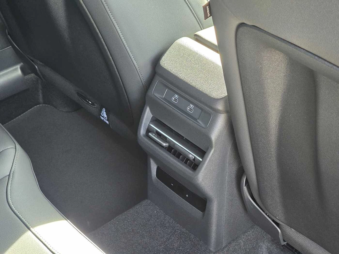 Audi-Q3-image-17