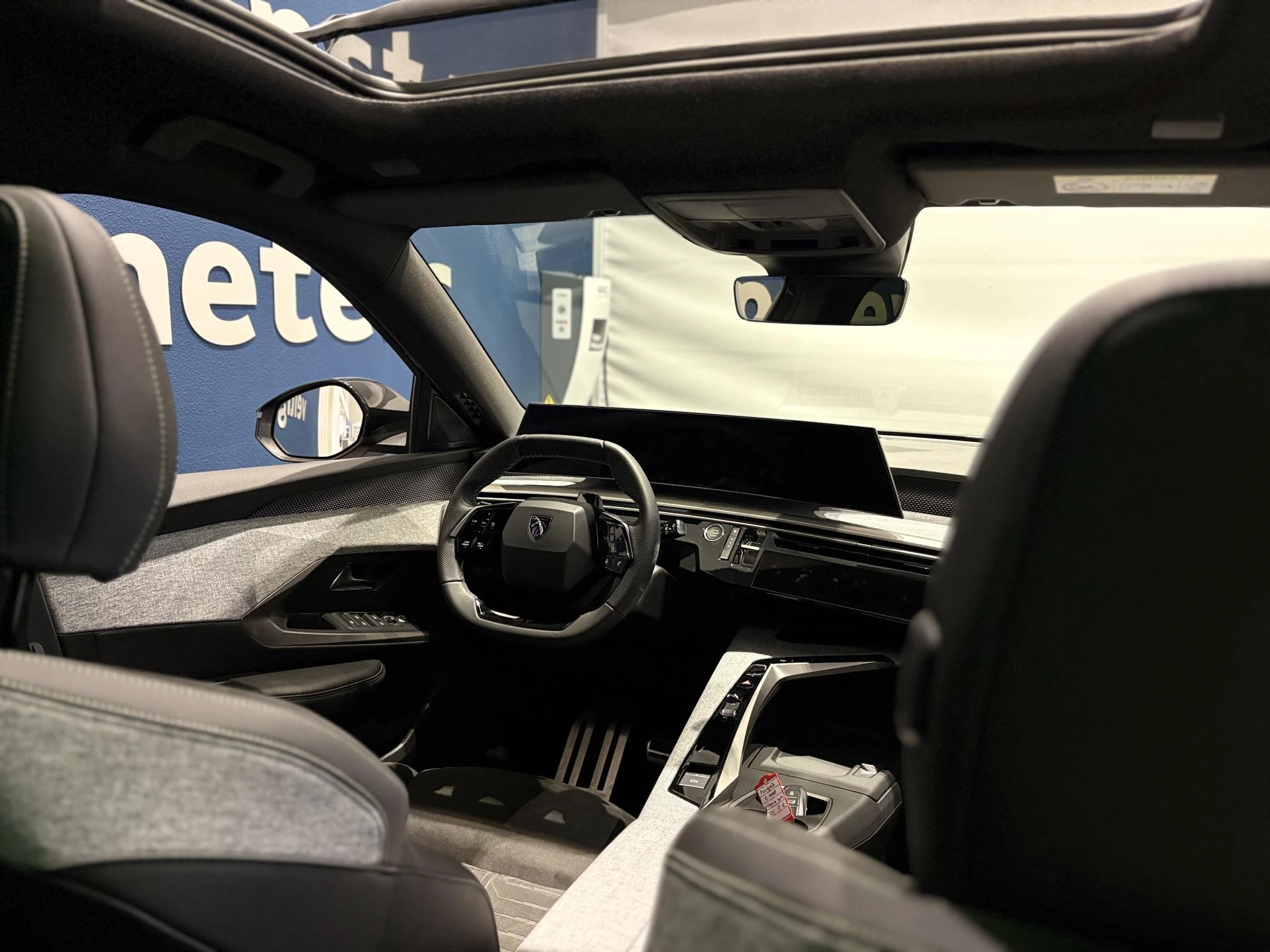 Peugeot-e-5008-image-20