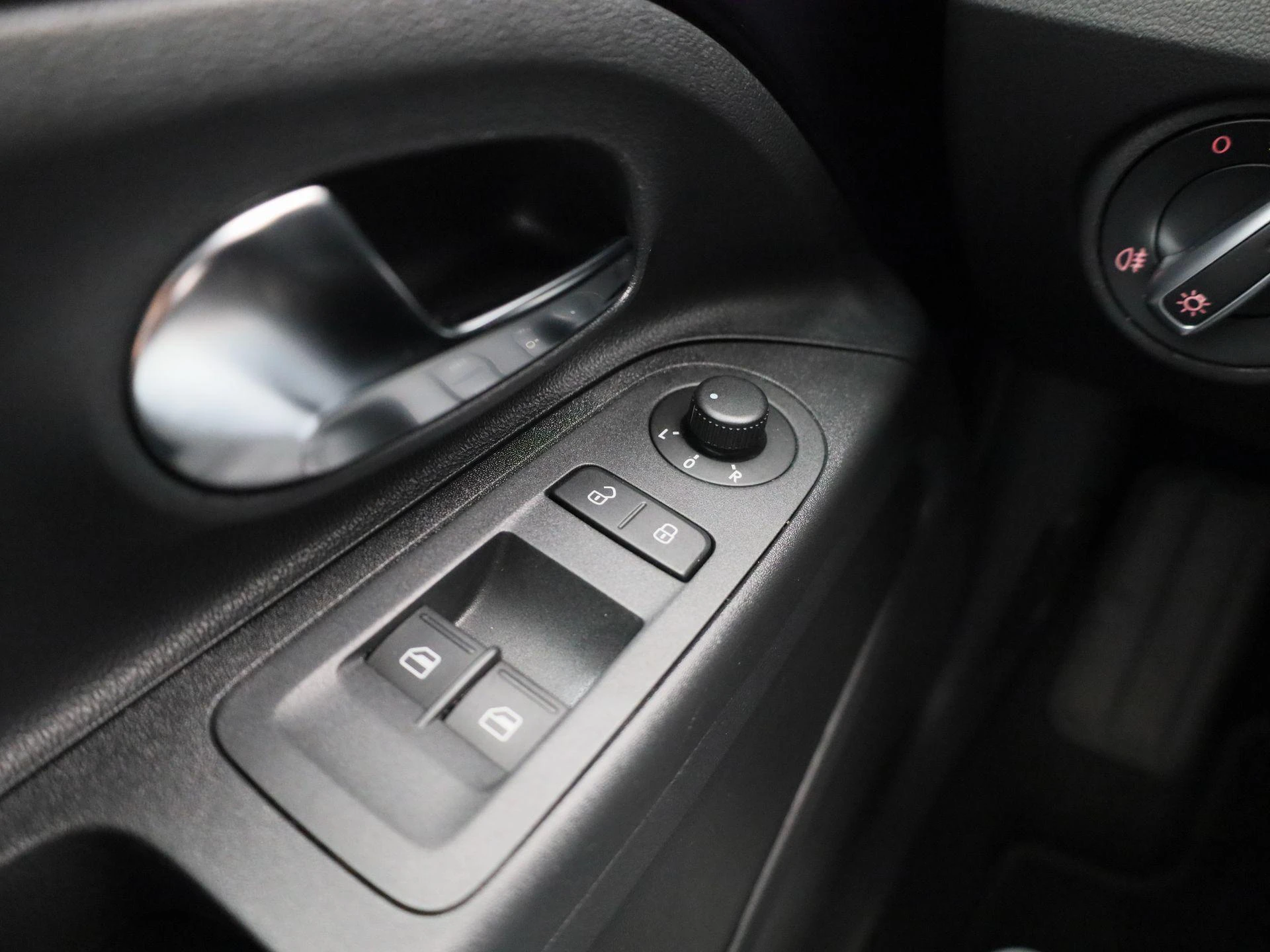SEAT-Mii-image-18