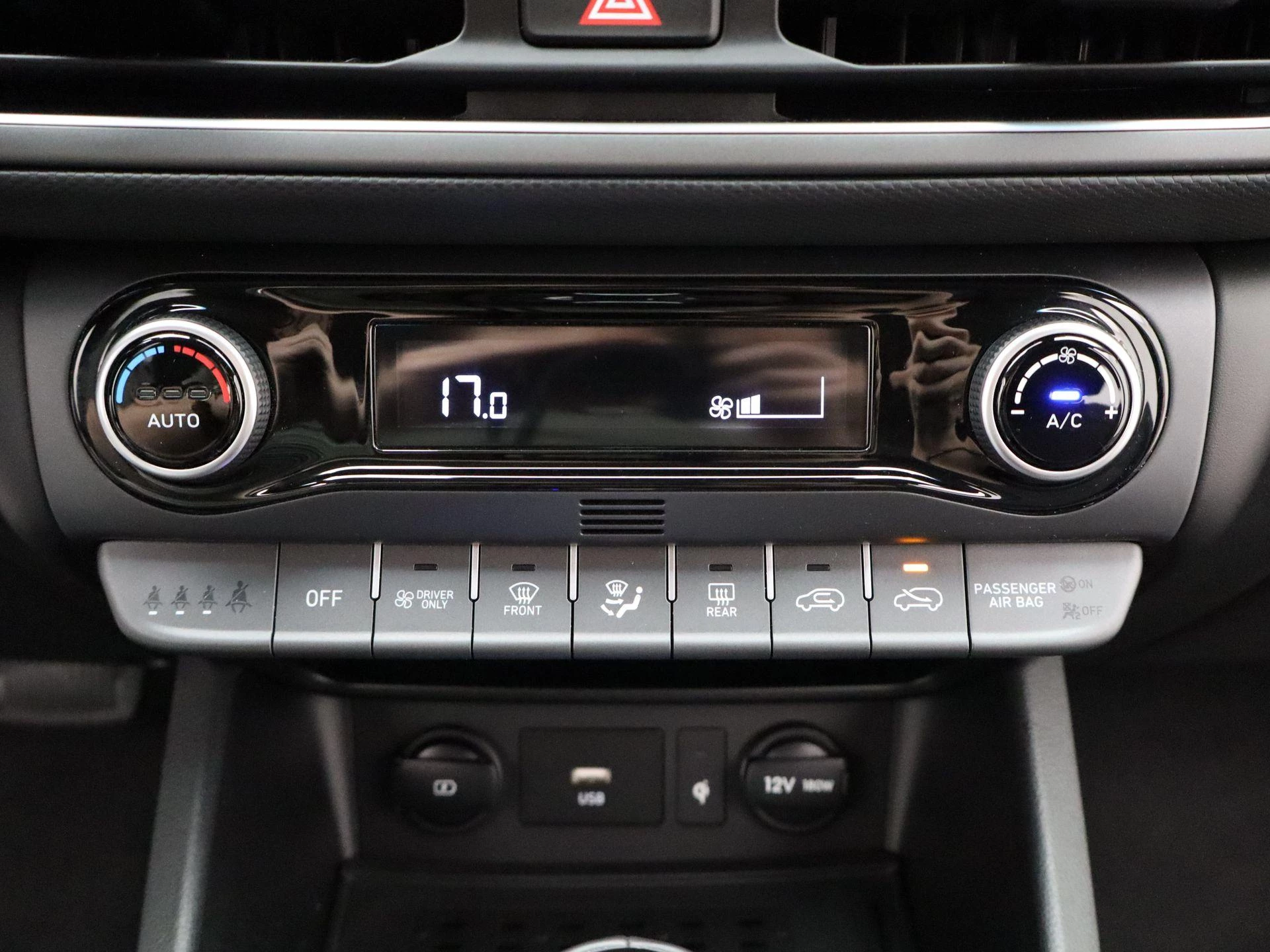 Hyundai-Kona-image-18