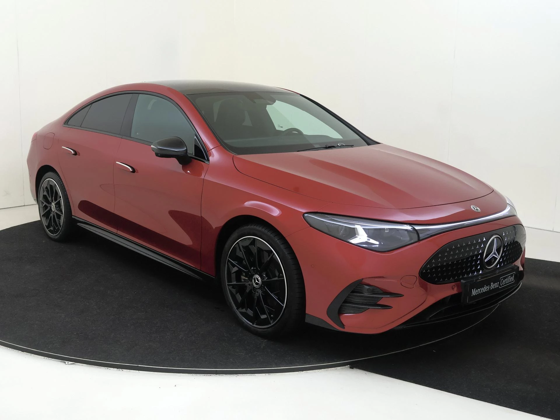 Mercedes-Benz-CLA-image-1