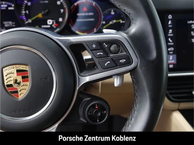 Porsche-Cayenne-image-15