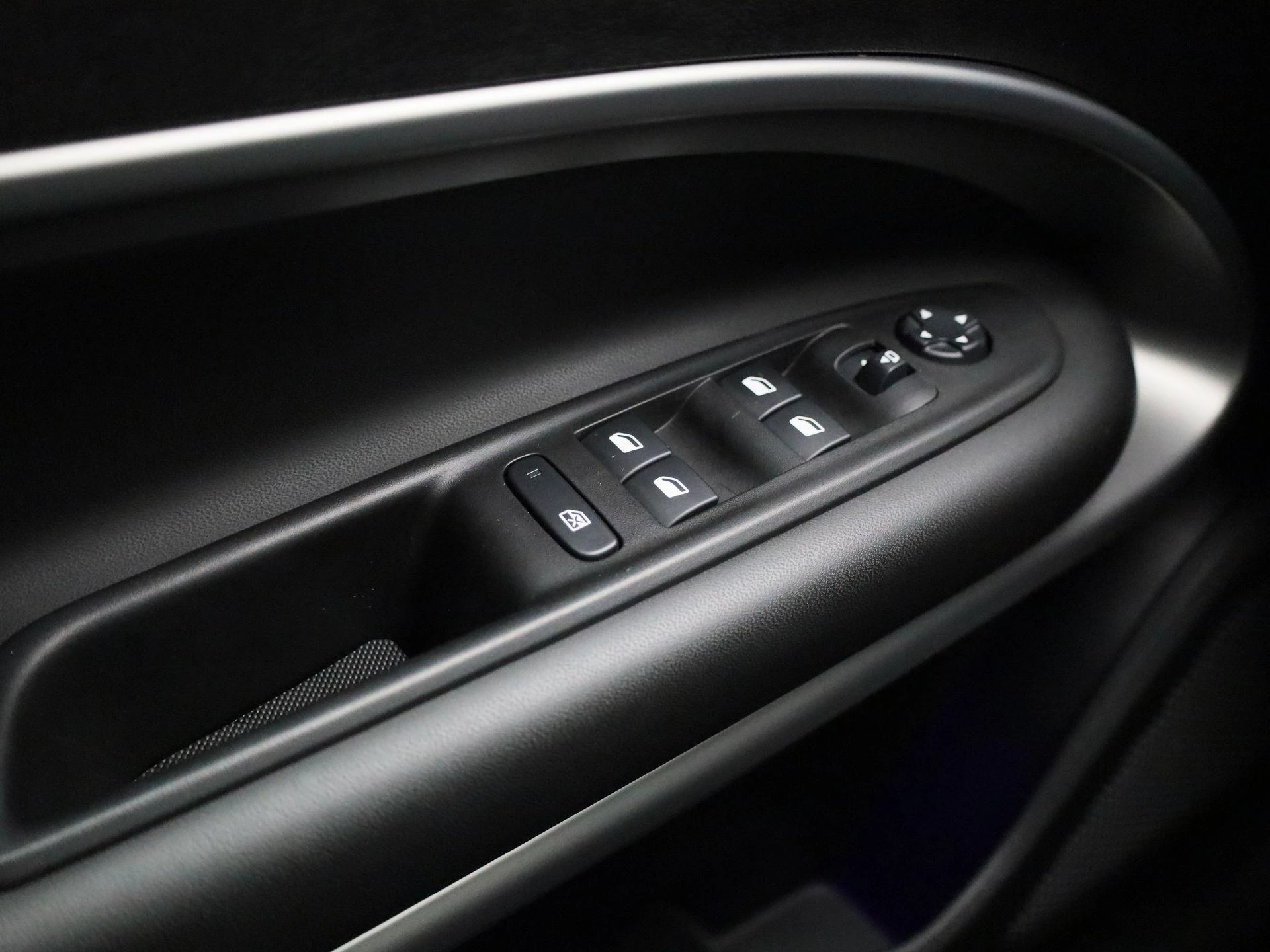 Jeep-Avenger-image-24