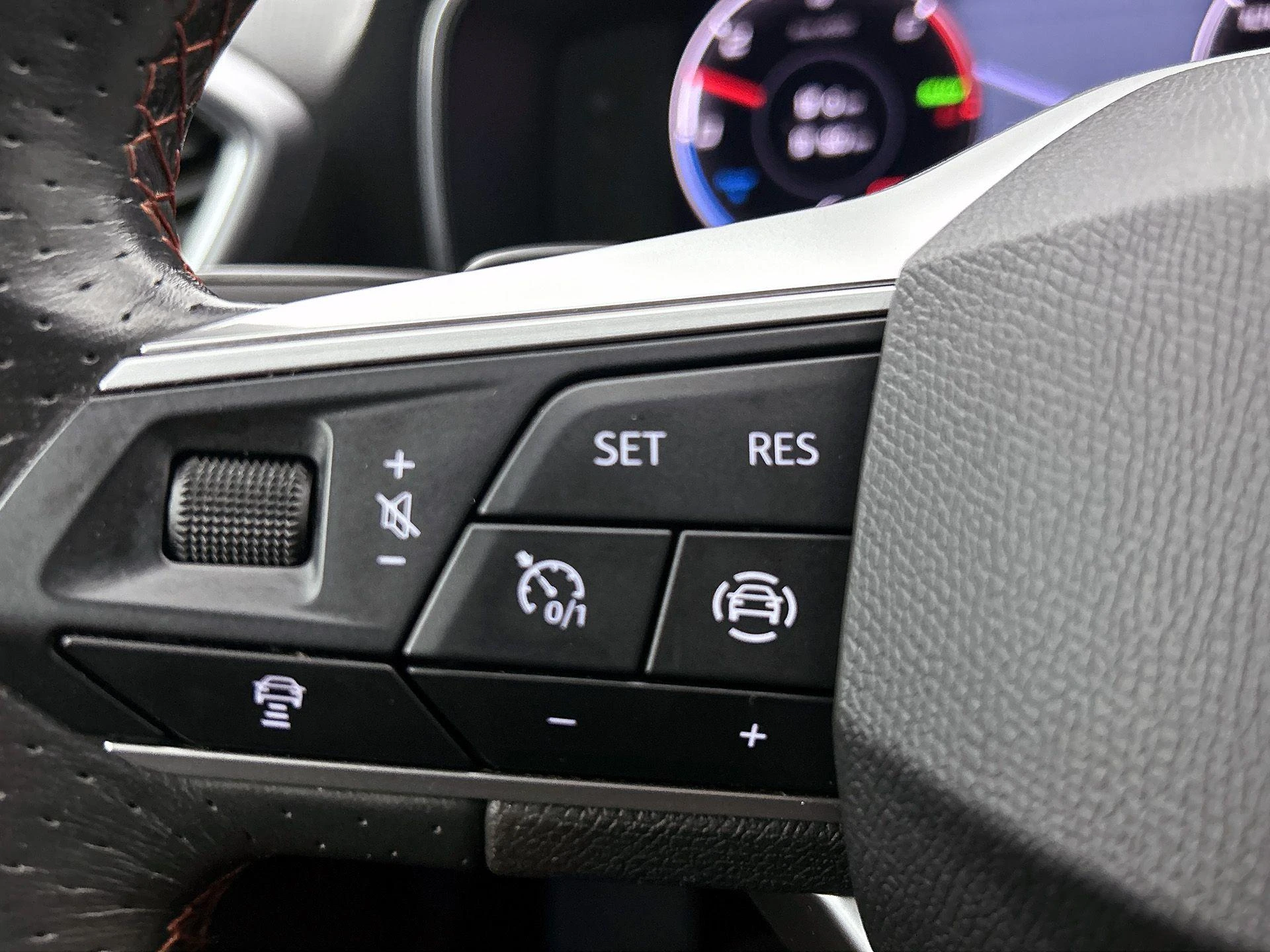 SEAT-Leon-image-5