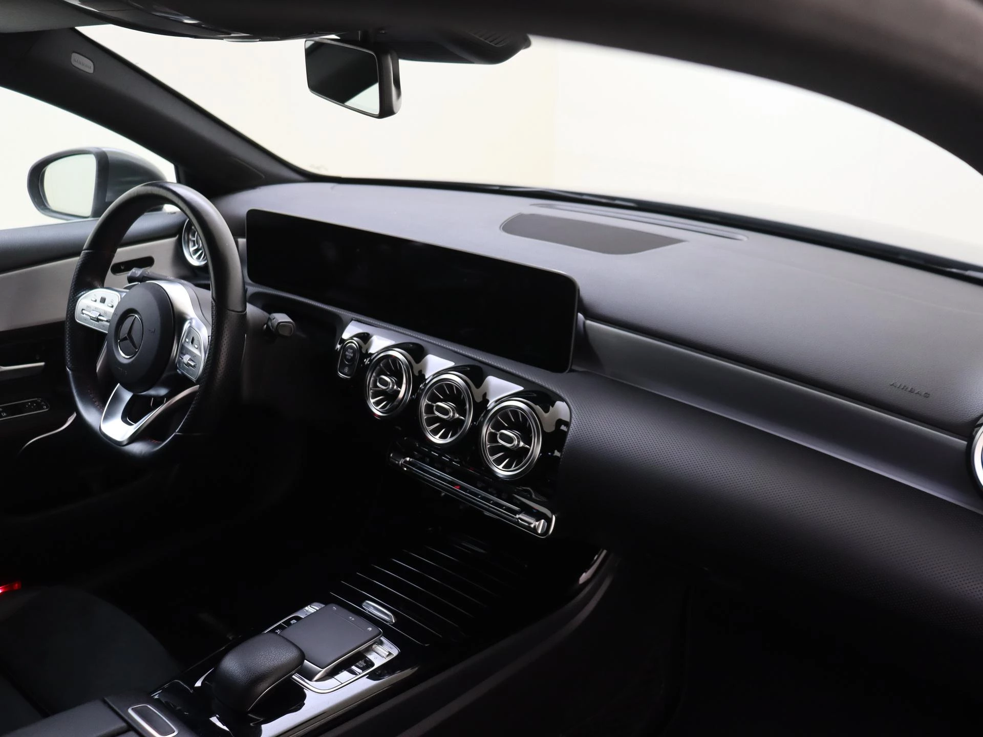 Mercedes-Benz A-Klasse 200 Business Solution AMG