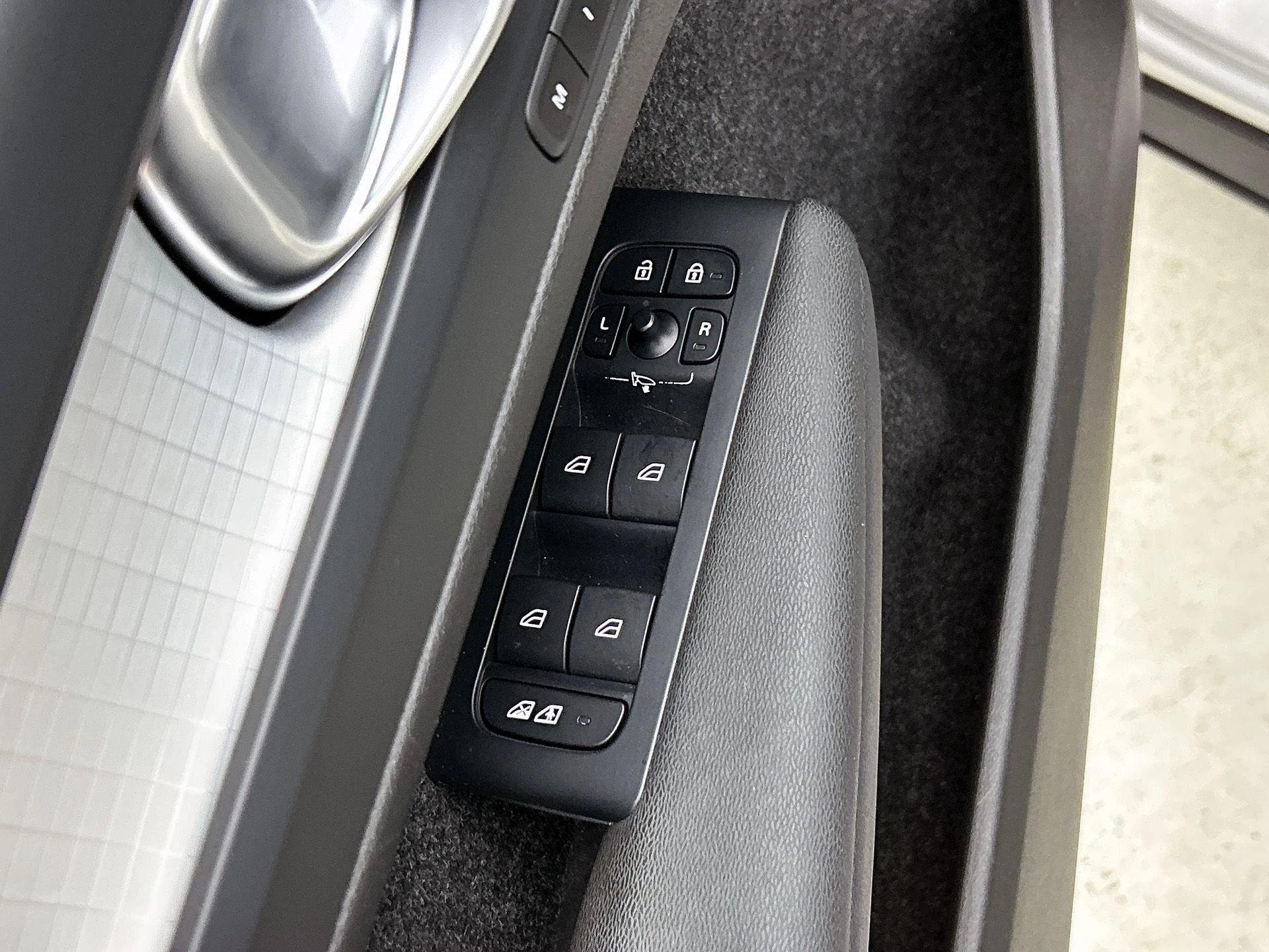 Volvo XC40 1.5 T4 Plug-in hybrid Plus Bright