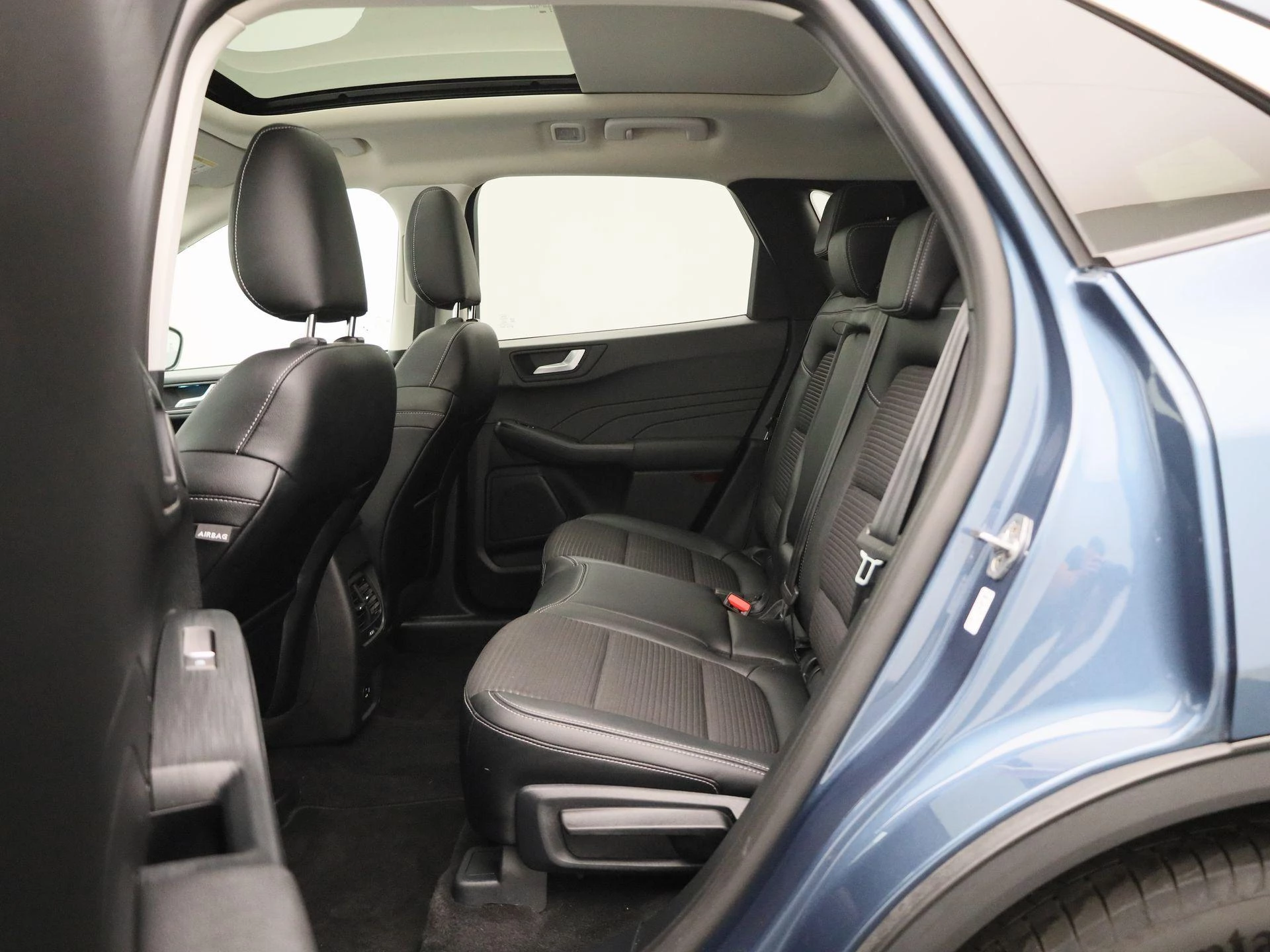Ford-Kuga-image-11