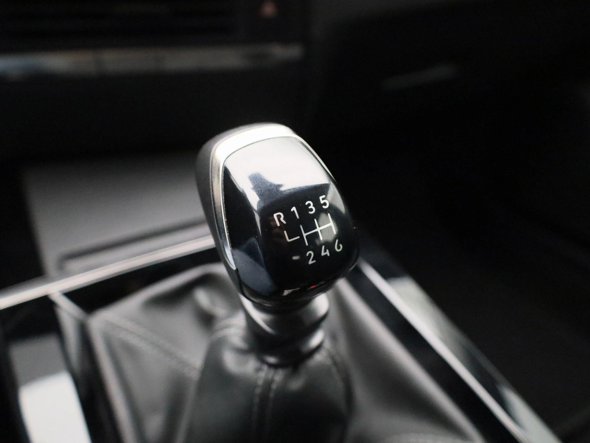 Opel-Astra-image-19