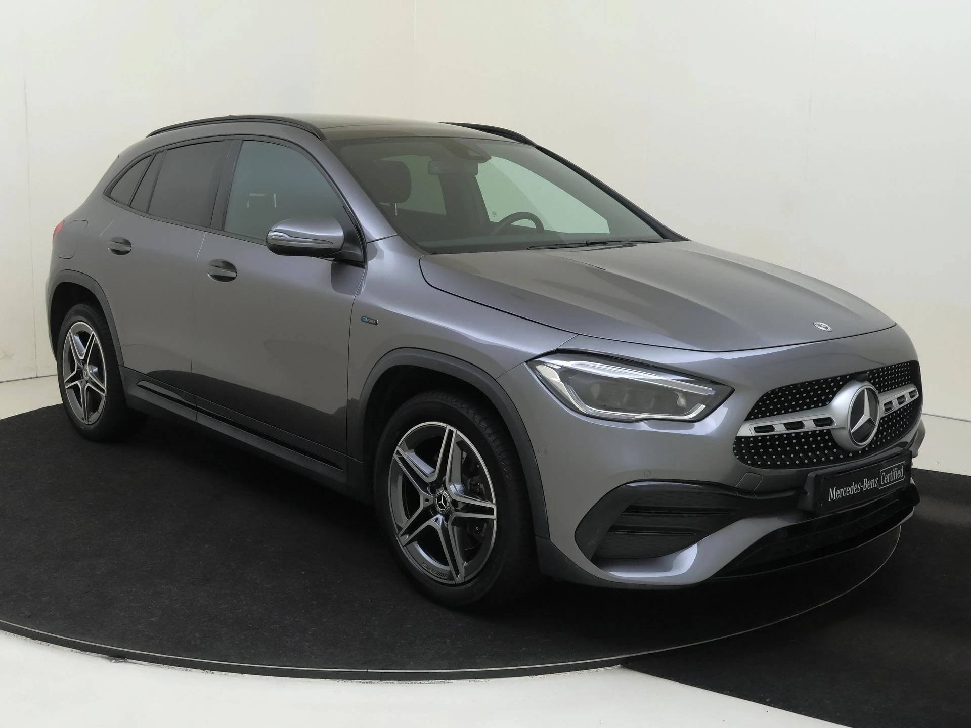 Mercedes-Benz GLA 250 e Business Solution AMG Limited