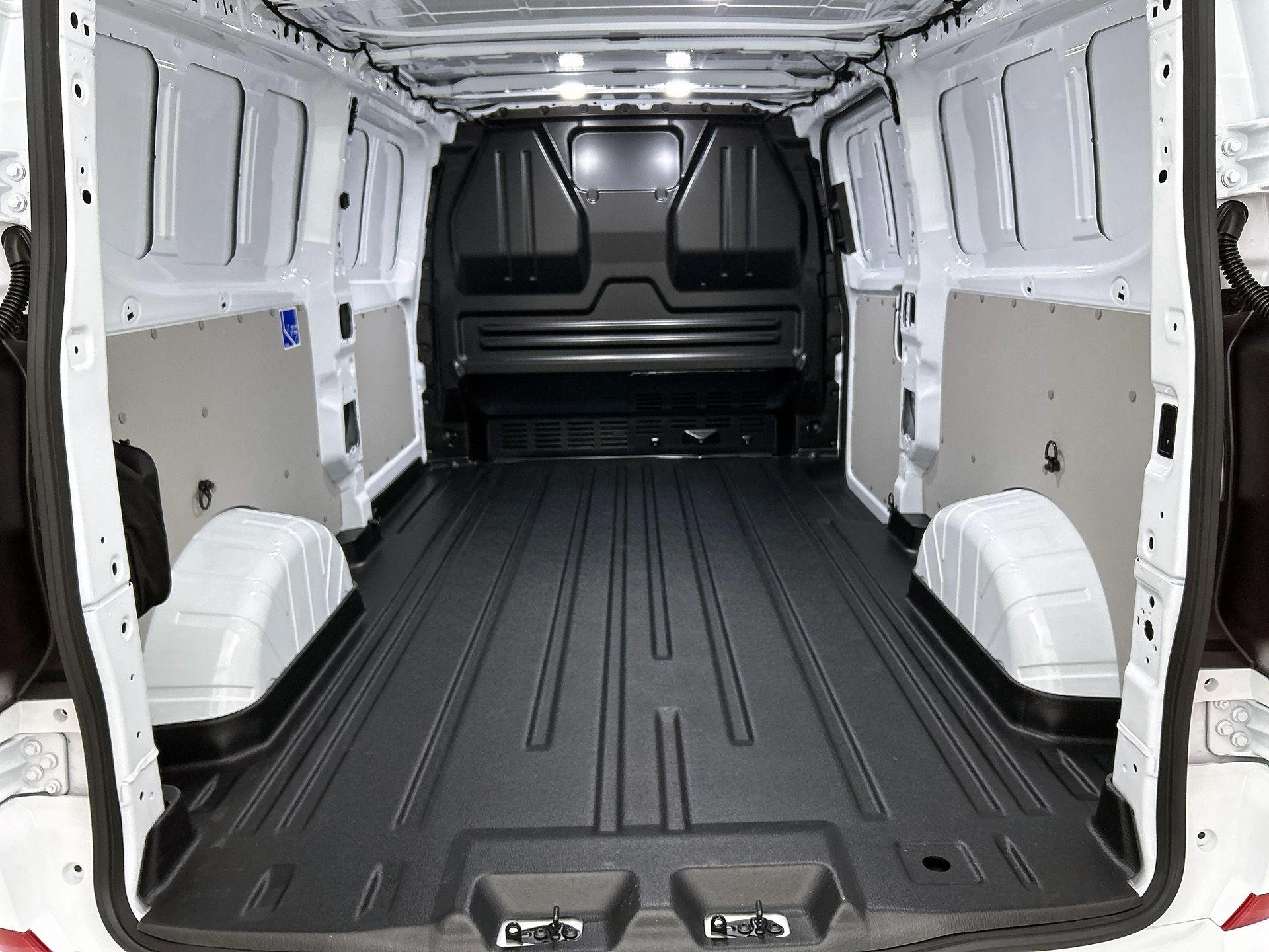 Ford Transit Custom 340 L2H1 Limited 65 kWh
