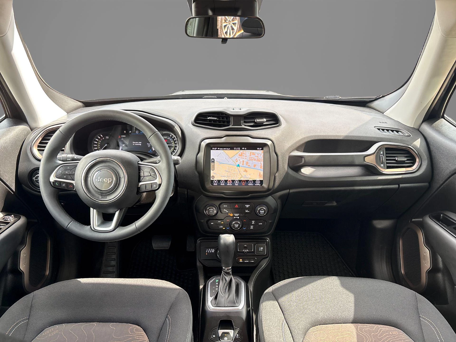 Jeep-Renegade-image-3