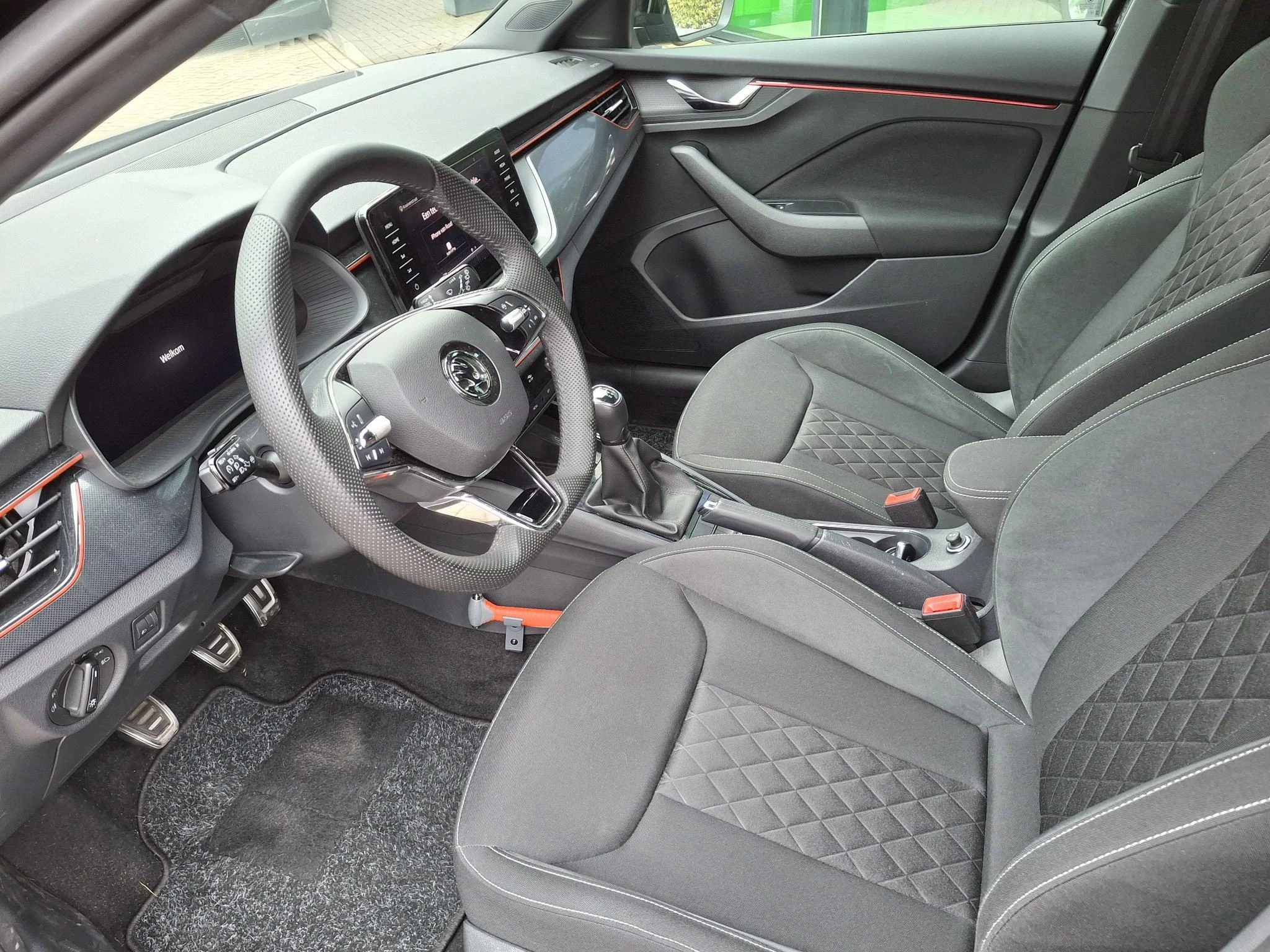 Škoda-Scala-image-5