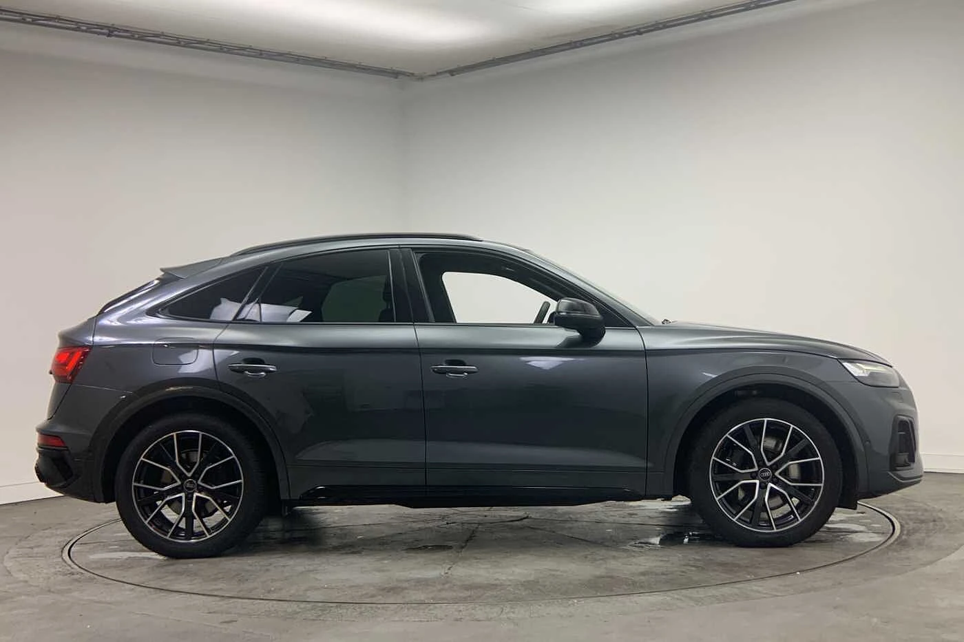 Audi-SQ5-image-3