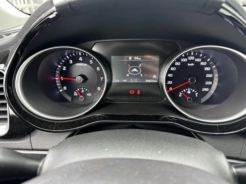 Kia-Ceed Sportswagon-image-9