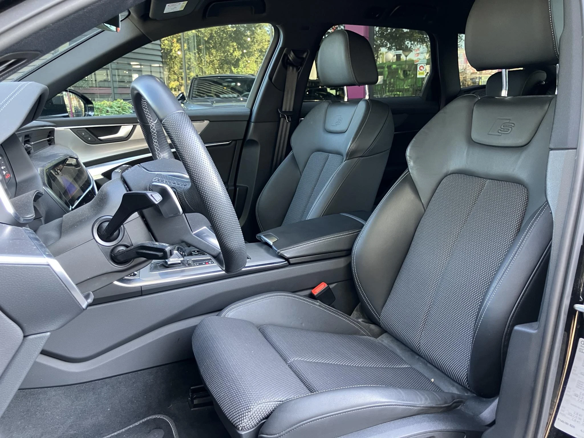 Audi-A6-image-4