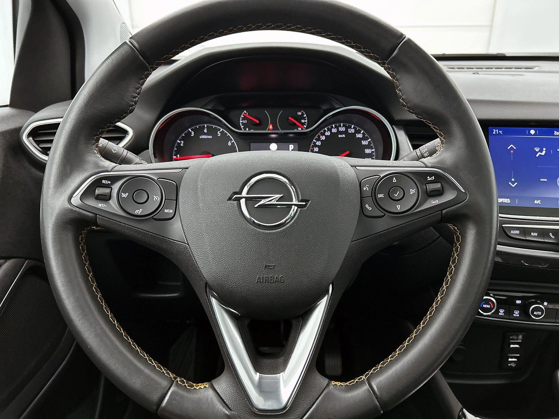 Opel-Crossland X-image-29
