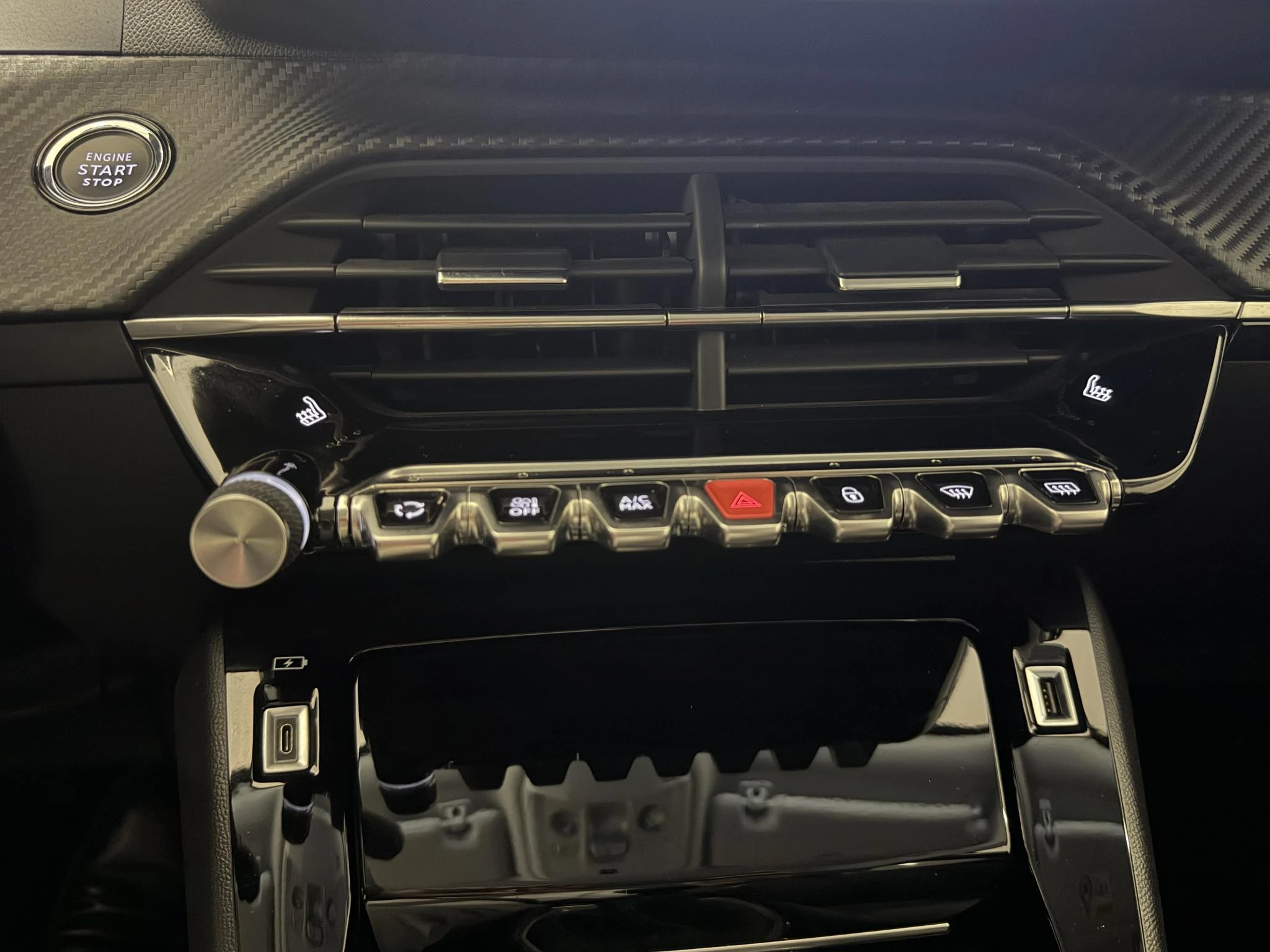 Peugeot-2008-image-11