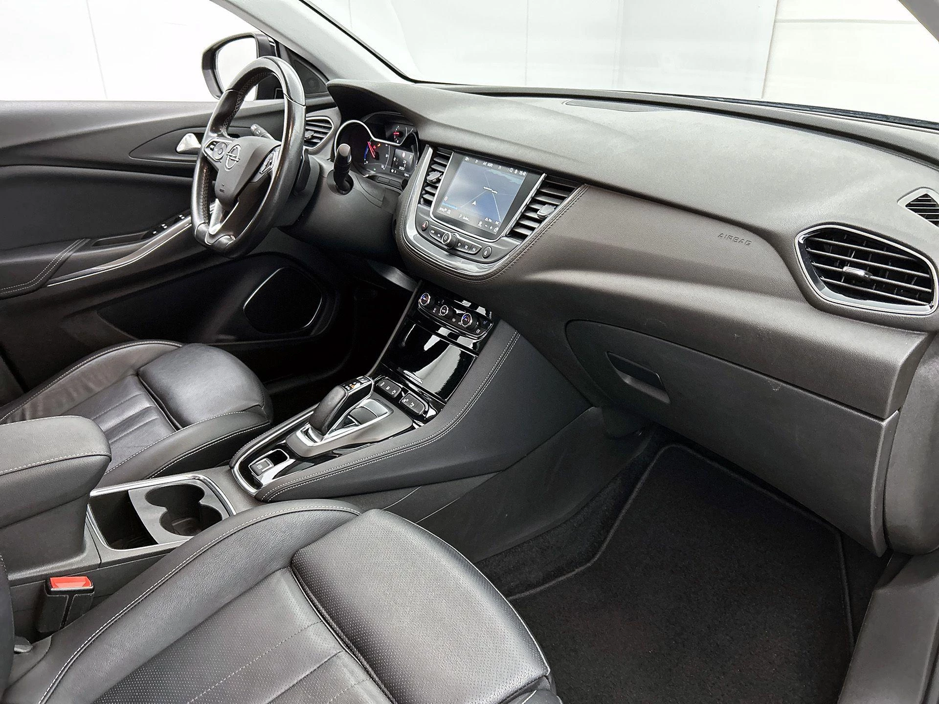 Opel-Grandland X-image-19