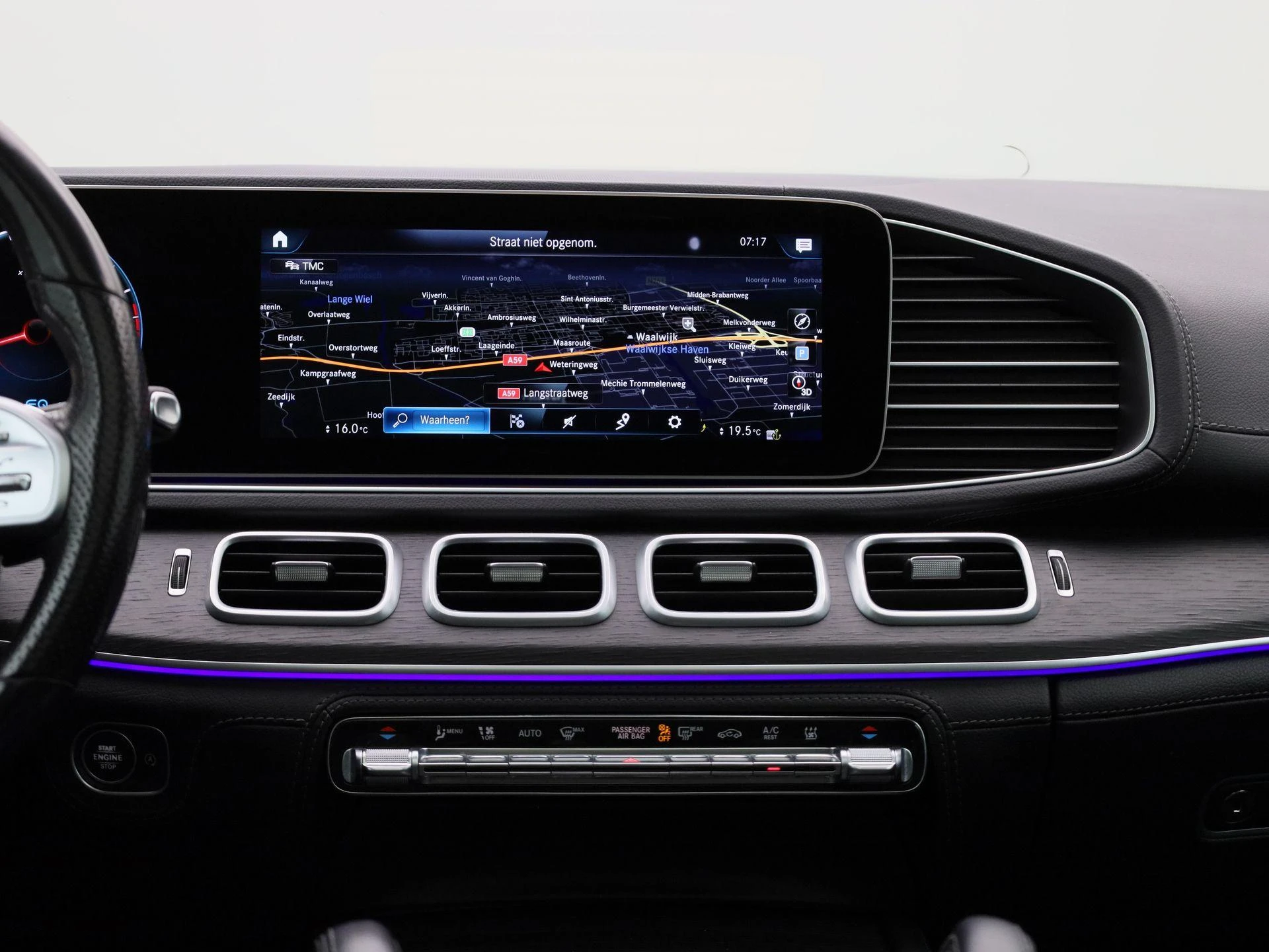 Mercedes-Benz-GLE-image-8