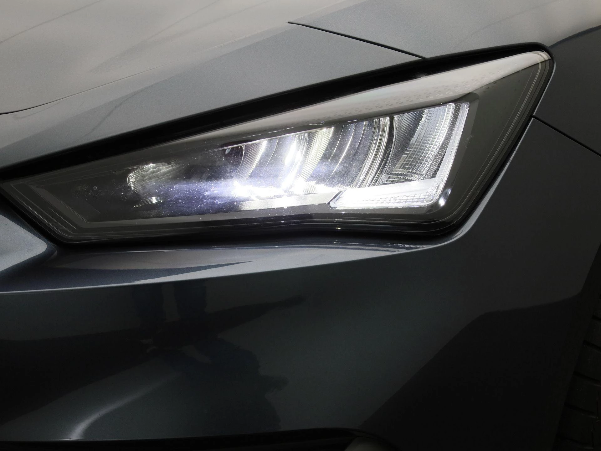 SEAT Leon Sportstourer 1.5 TSI e-Hybrid FR Business