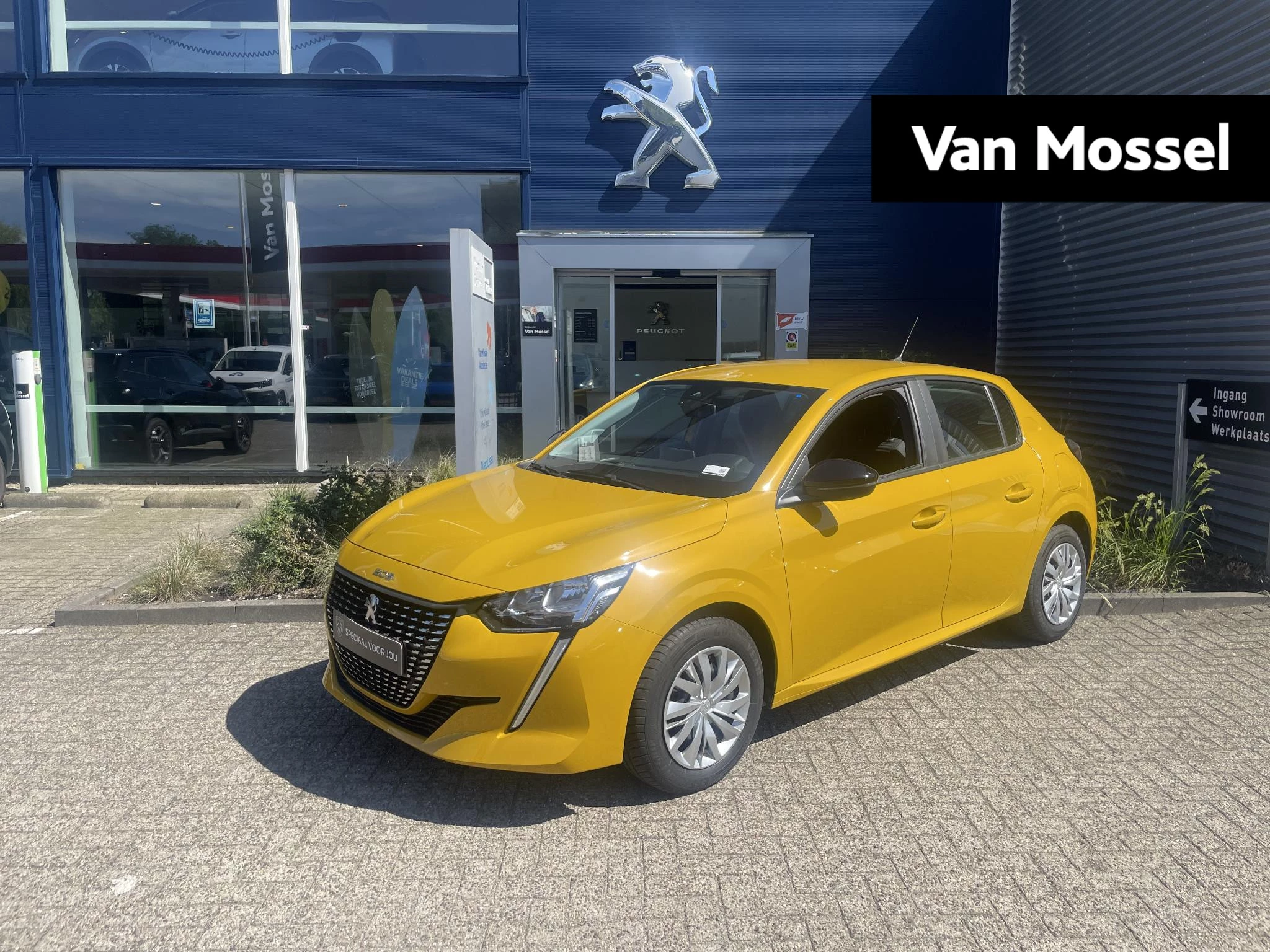 Peugeot-208-image-0