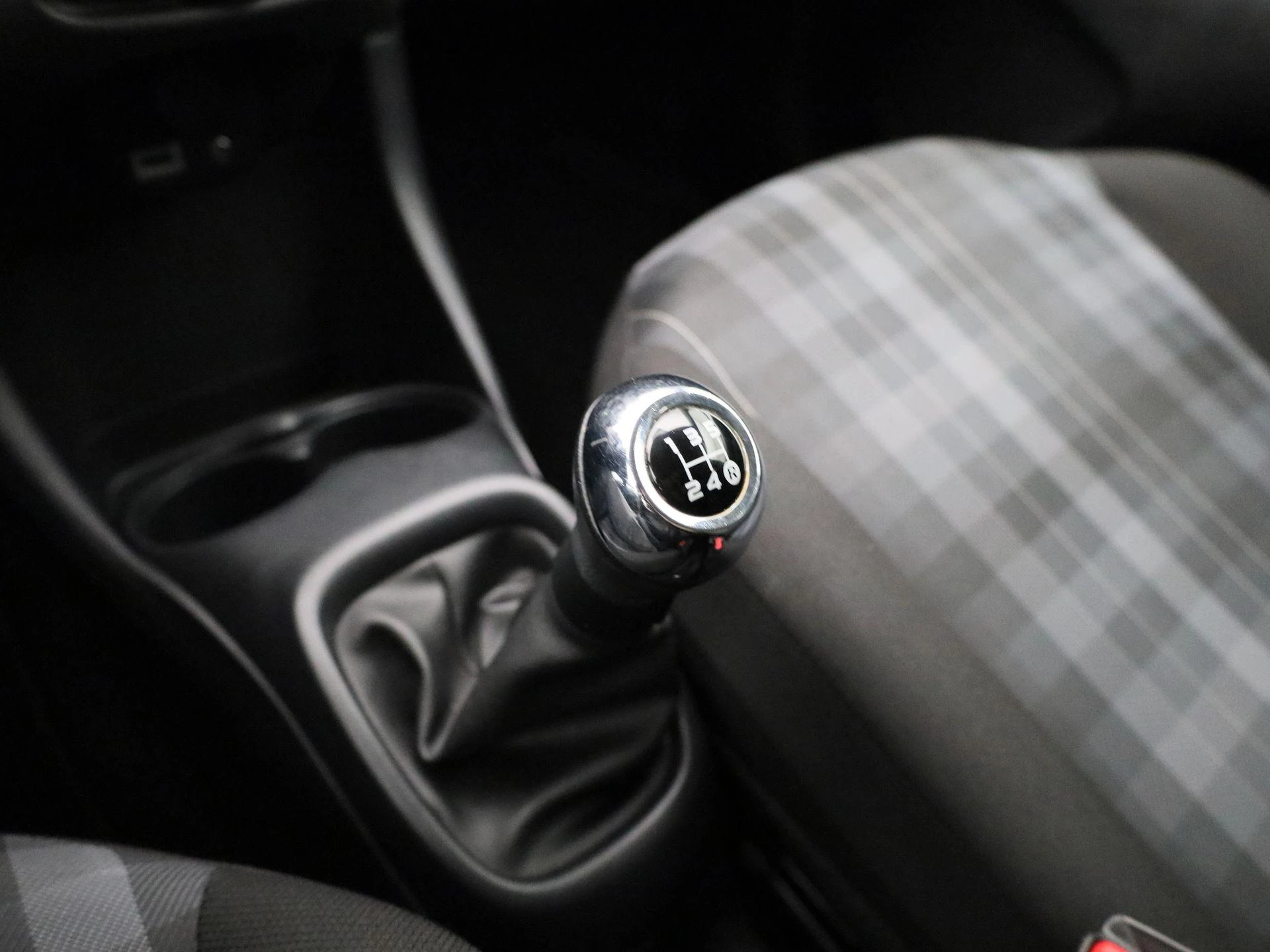 Peugeot-108-image-15