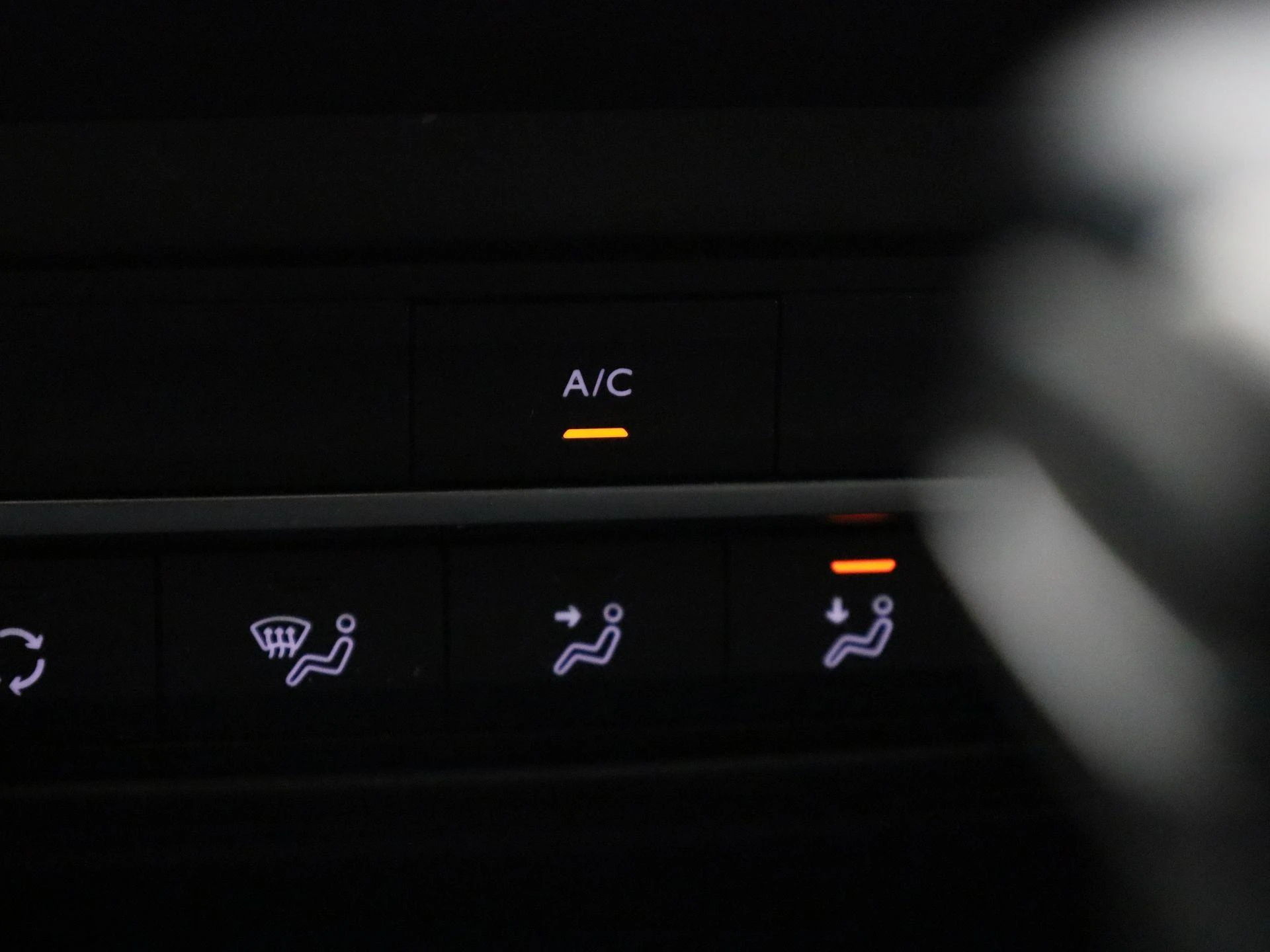 Opel-Combo-image-29