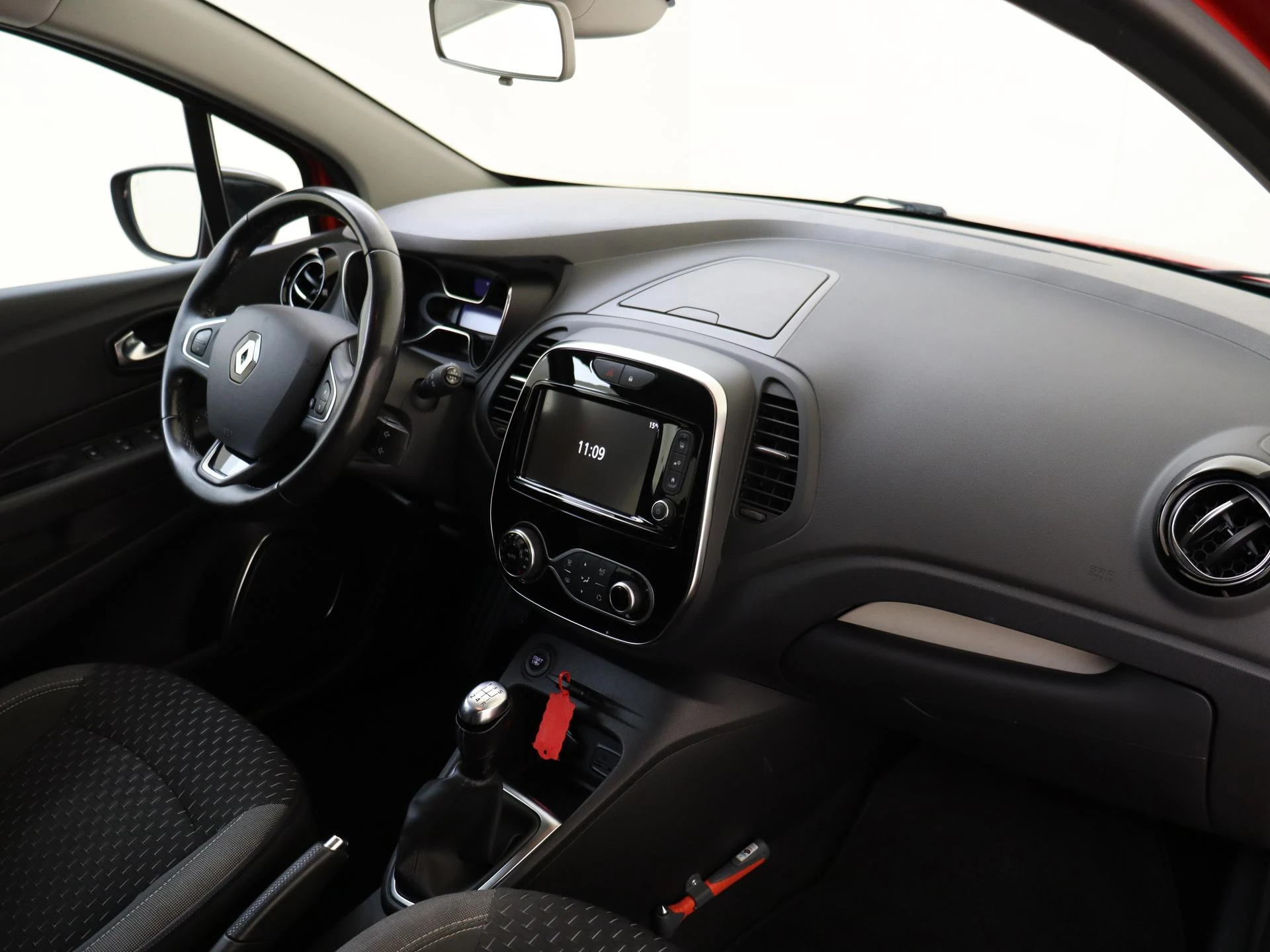 Renault-Captur-image-4