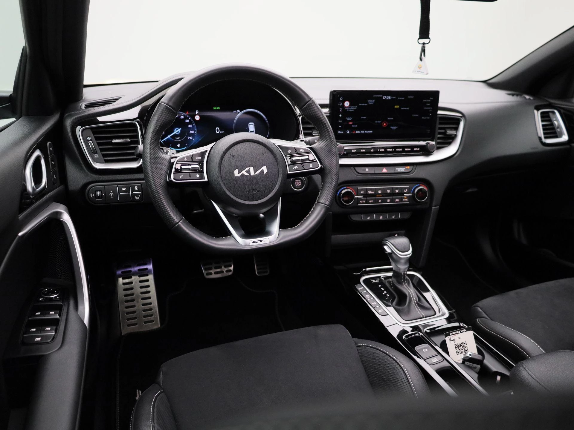 Kia-Ceed Sportswagon-image-2