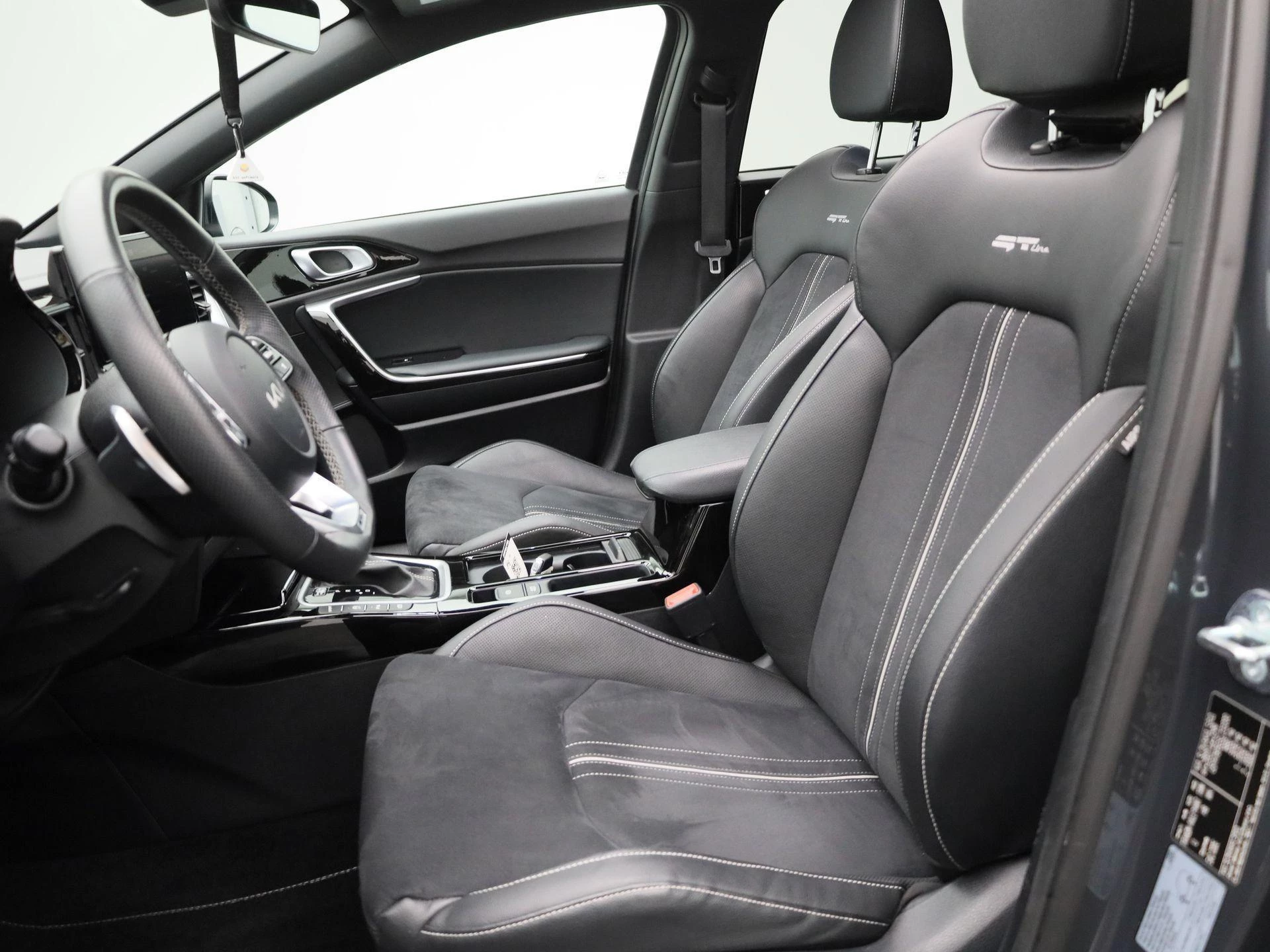 Kia-Ceed Sportswagon-image-4