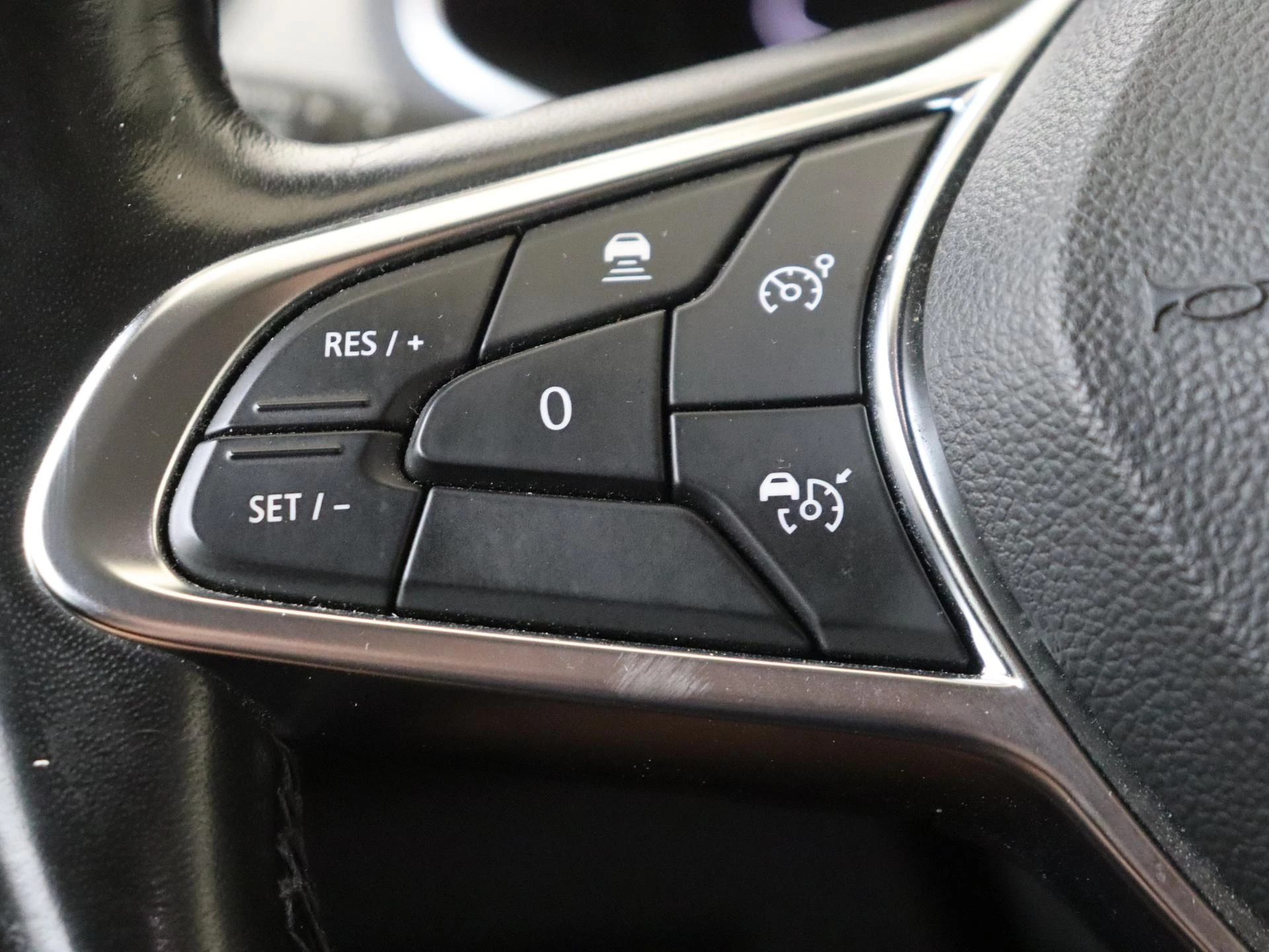 Renault-Captur-image-11