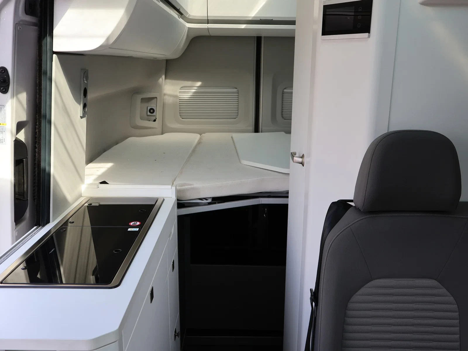 Volkswagen Crafter 35 Fourgon Mwb Hr Dsl Grand California 600