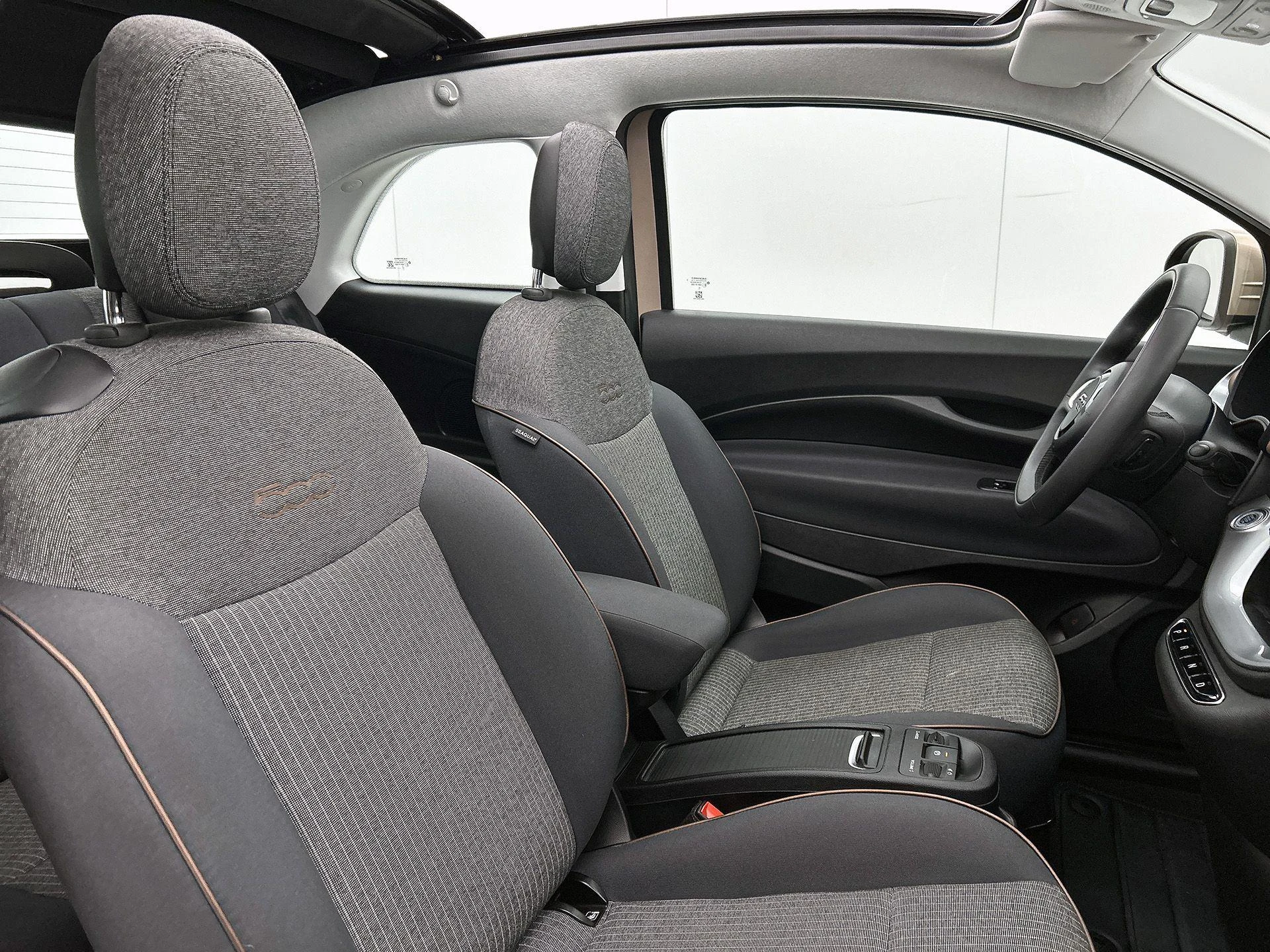 Fiat-500C-image-32