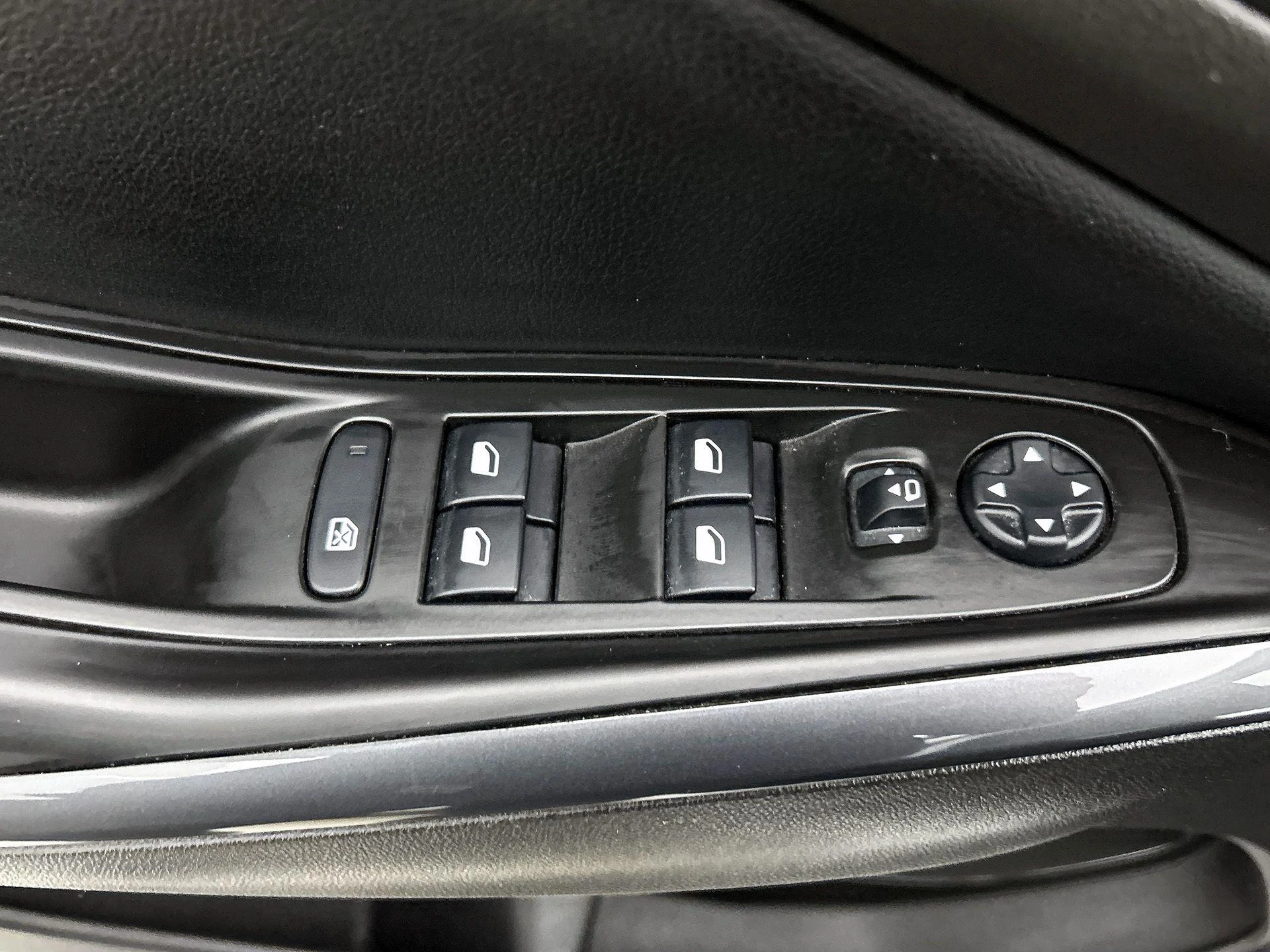 Opel-Grandland X-image-36