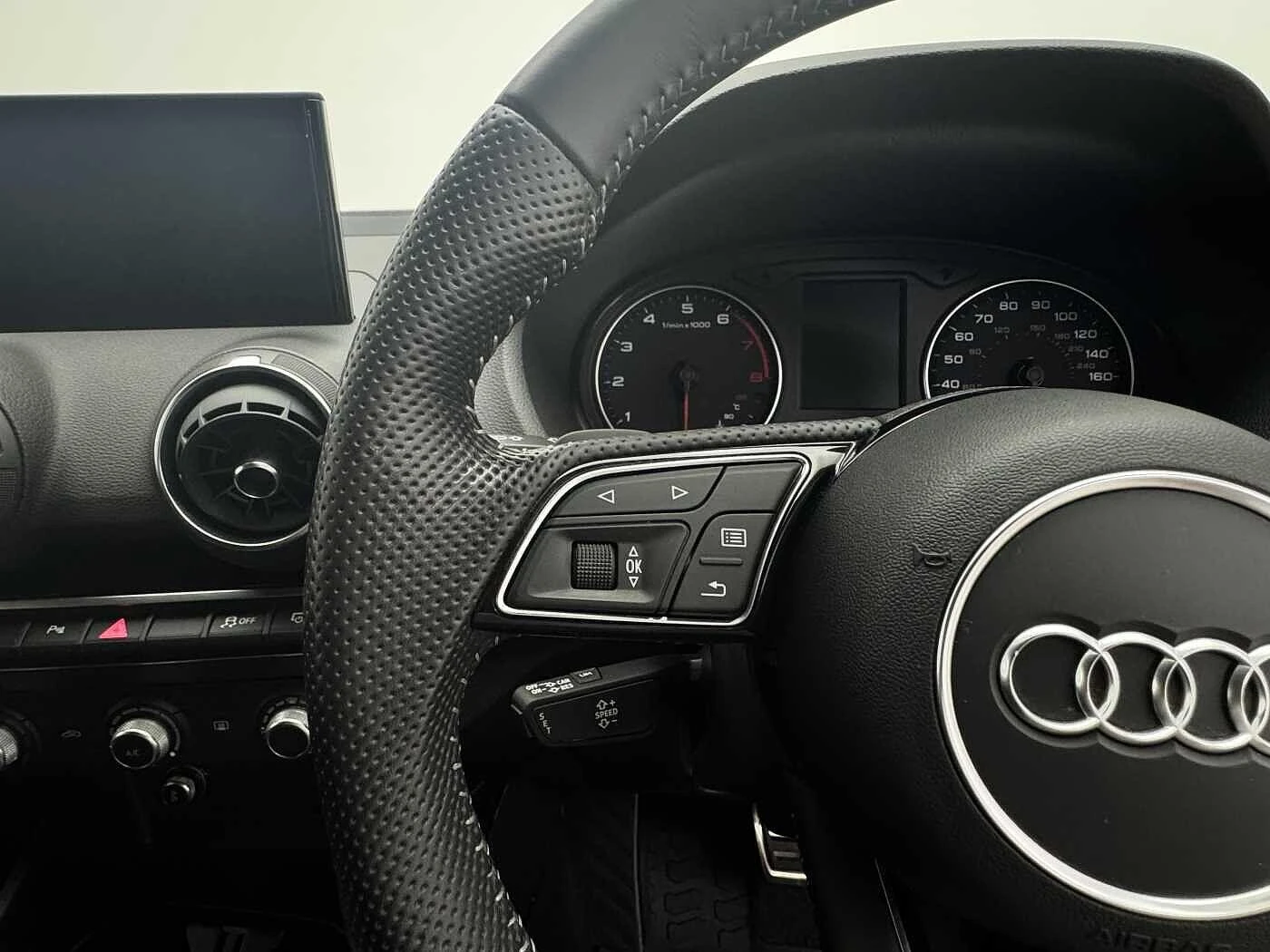 Audi-Q2-image-23