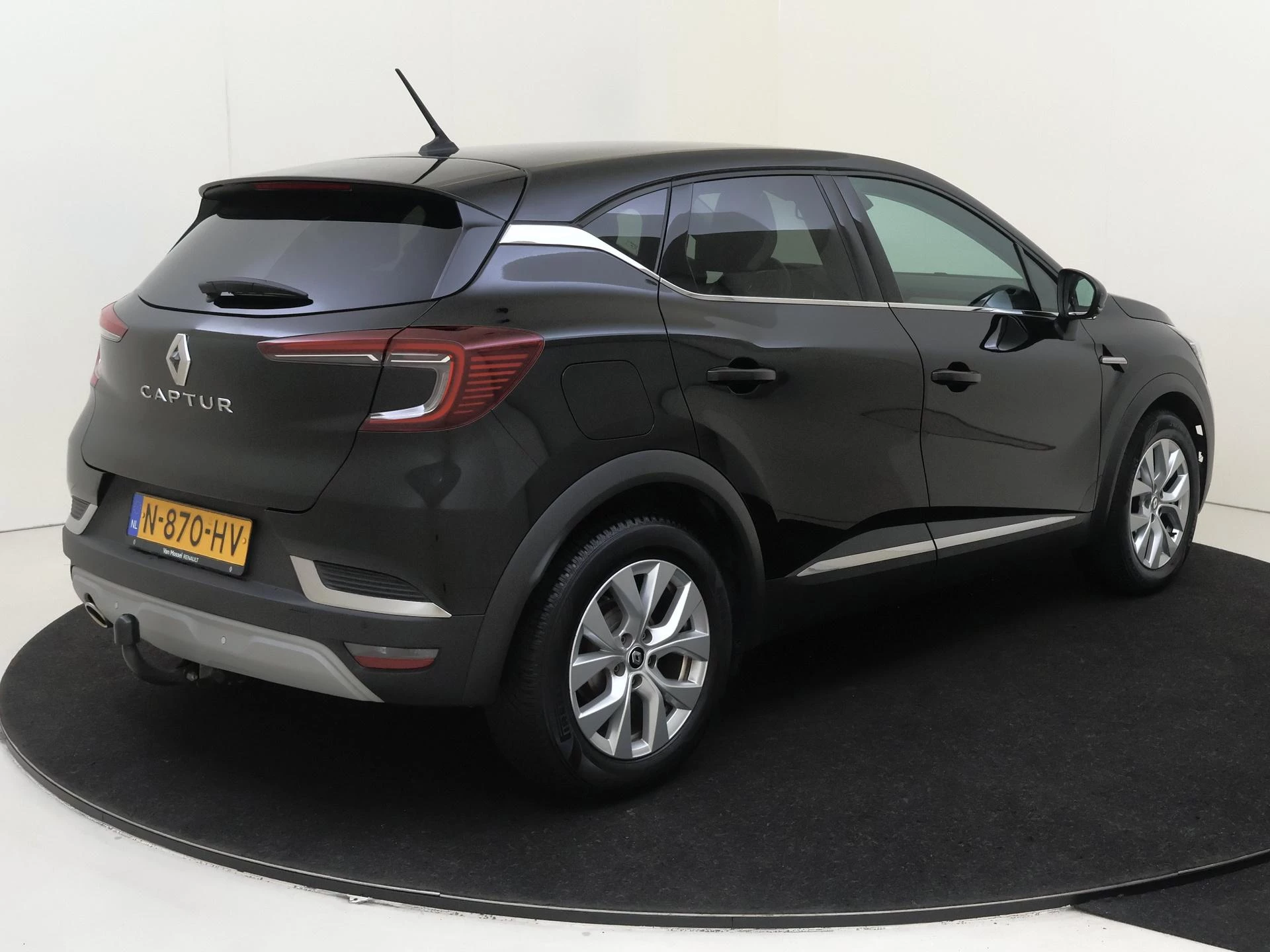 Renault-Captur-image-7