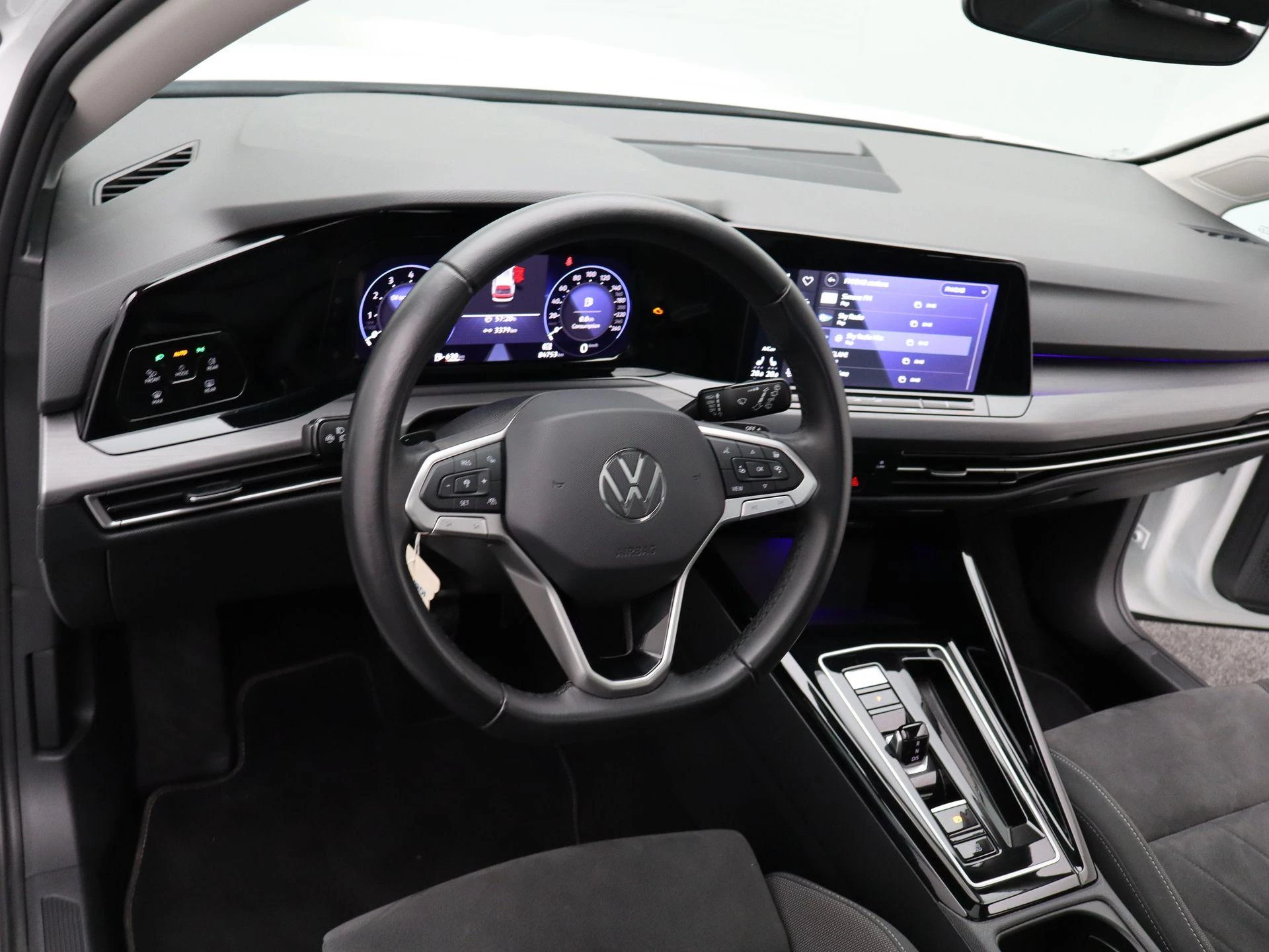 Volkswagen Golf Variant 1.5 eTSI R-Line Business