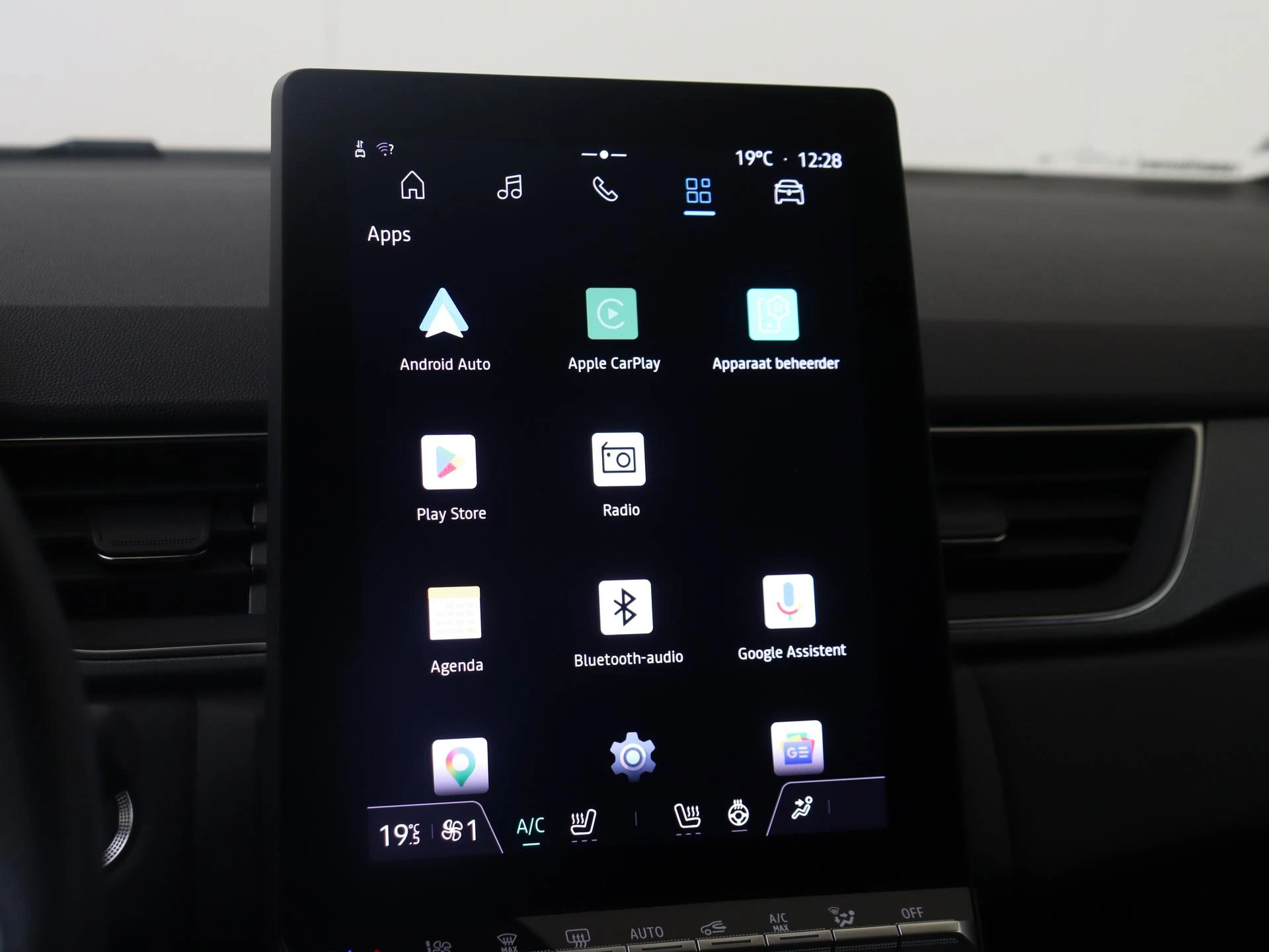 Renault-Captur-image-16