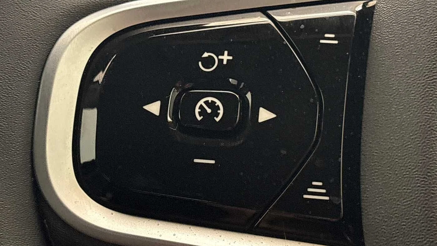 Volvo-XC60-image-30