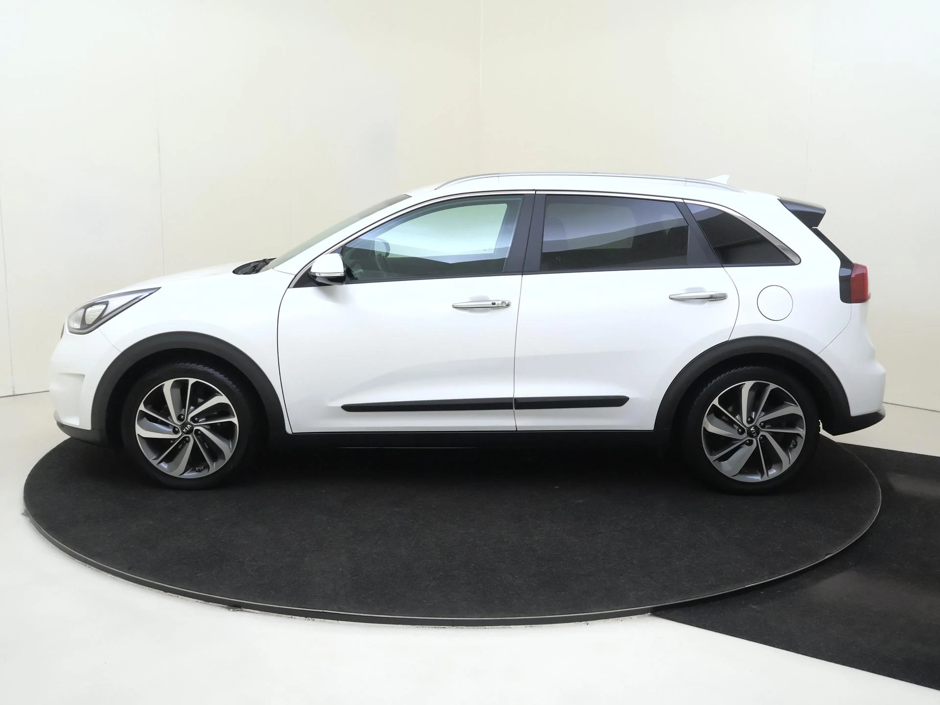 Kia-Niro-image-7