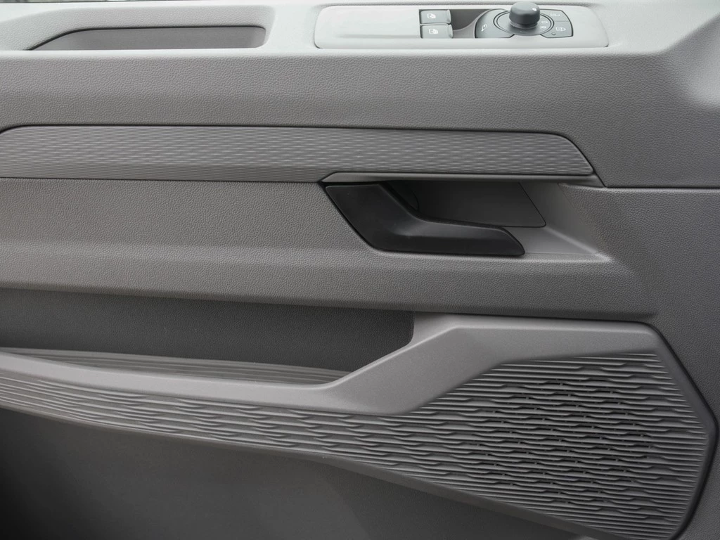 Volkswagen Transporter Kasten 2,0 TDI 8-Gang Autom.