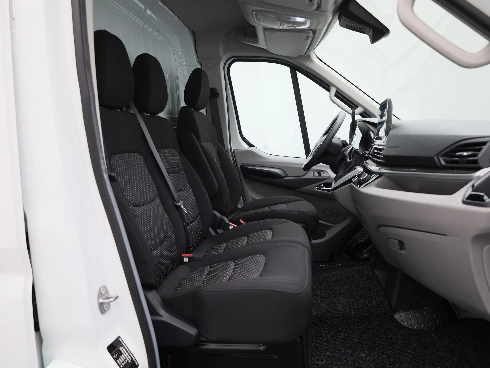 Maxus eDeliver9 L3H2 Business DEAL 89 kWh